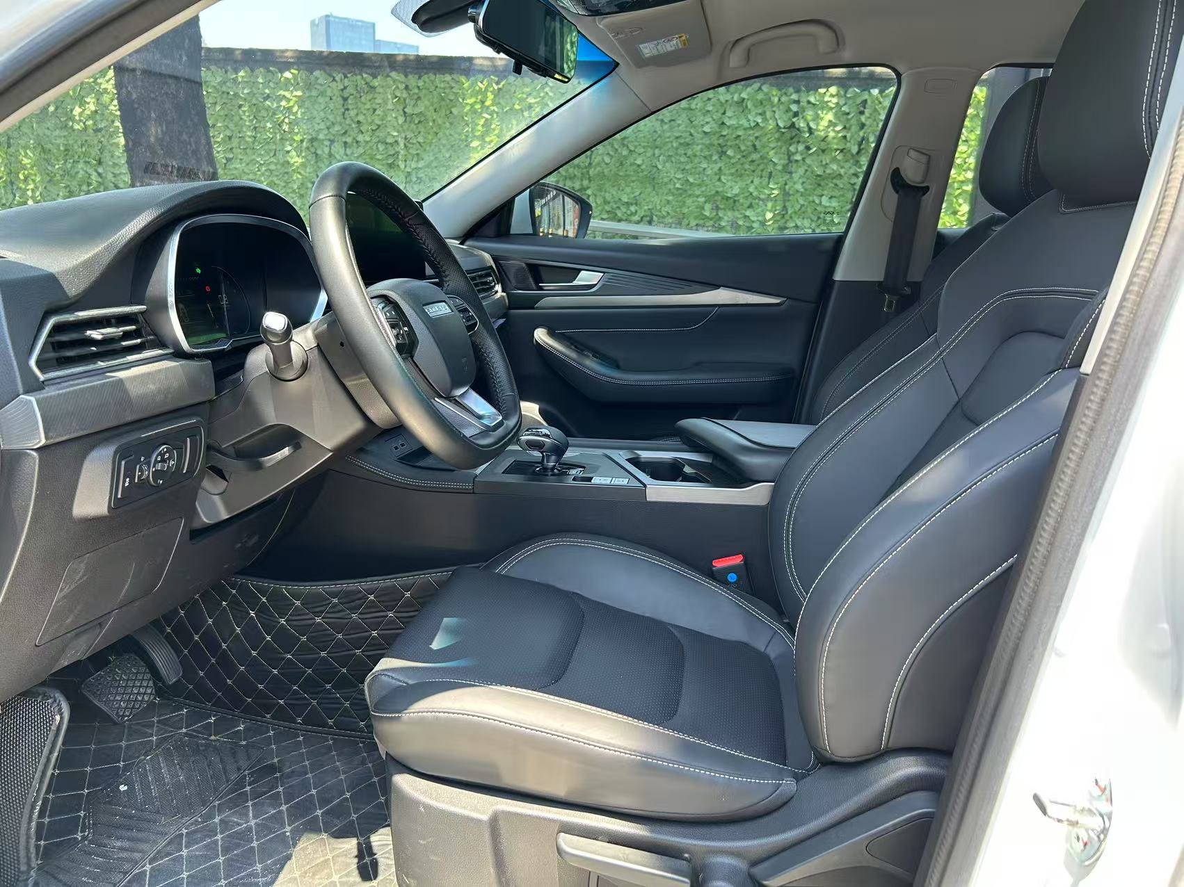 Soueast DX8 S 2023 #5 Soueast DX8 S 2023 car image #5