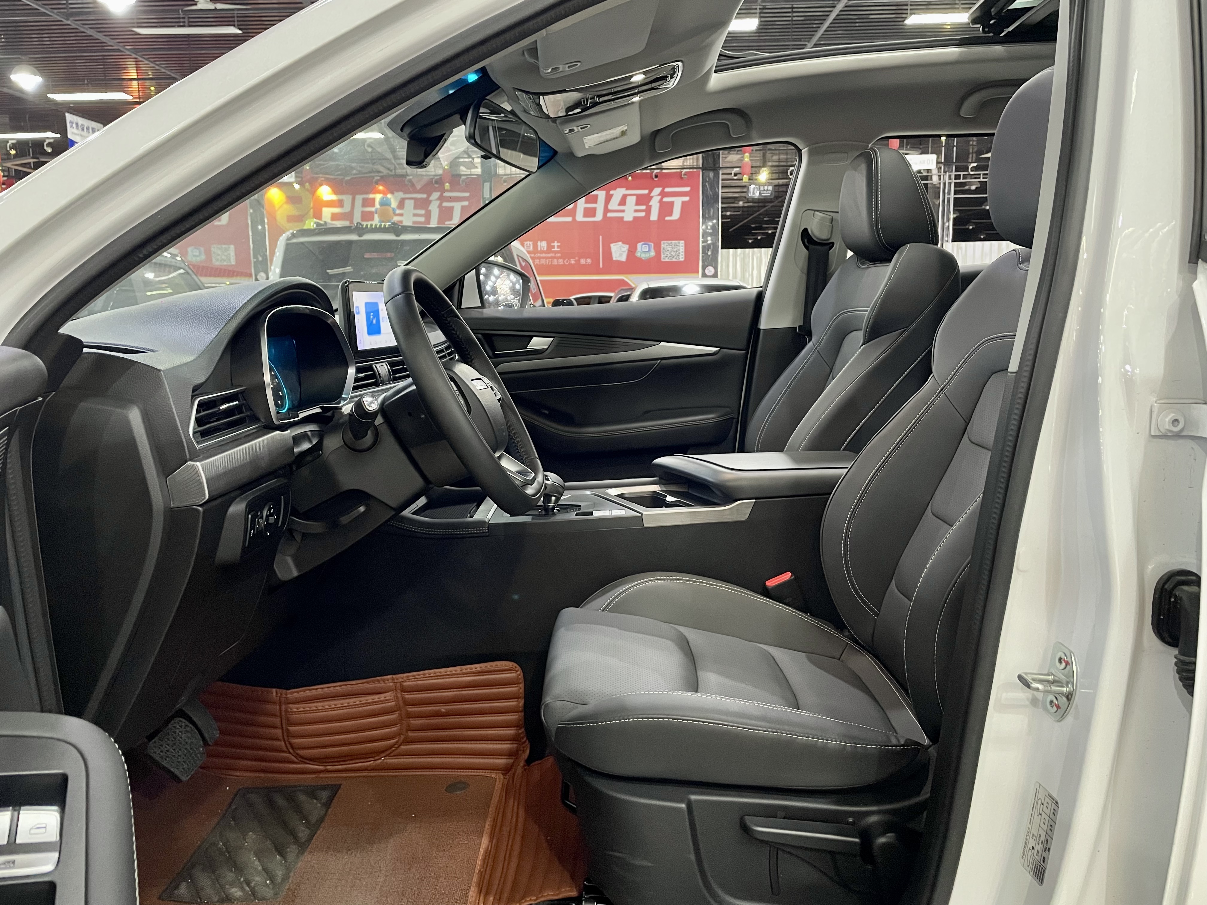 Soueast DX8 S 2023 car image #5