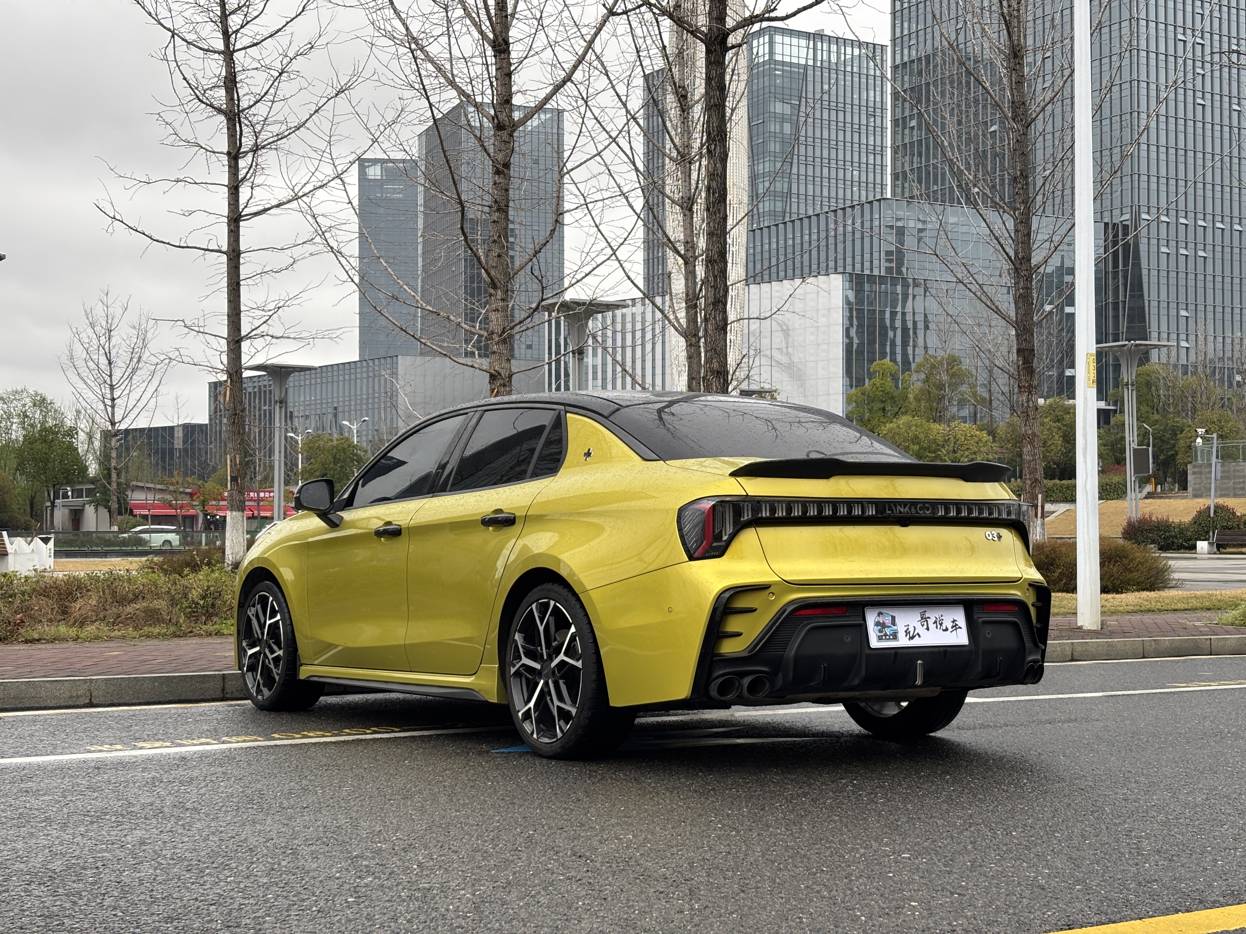 Lynk & Co 03 2023 car image #5