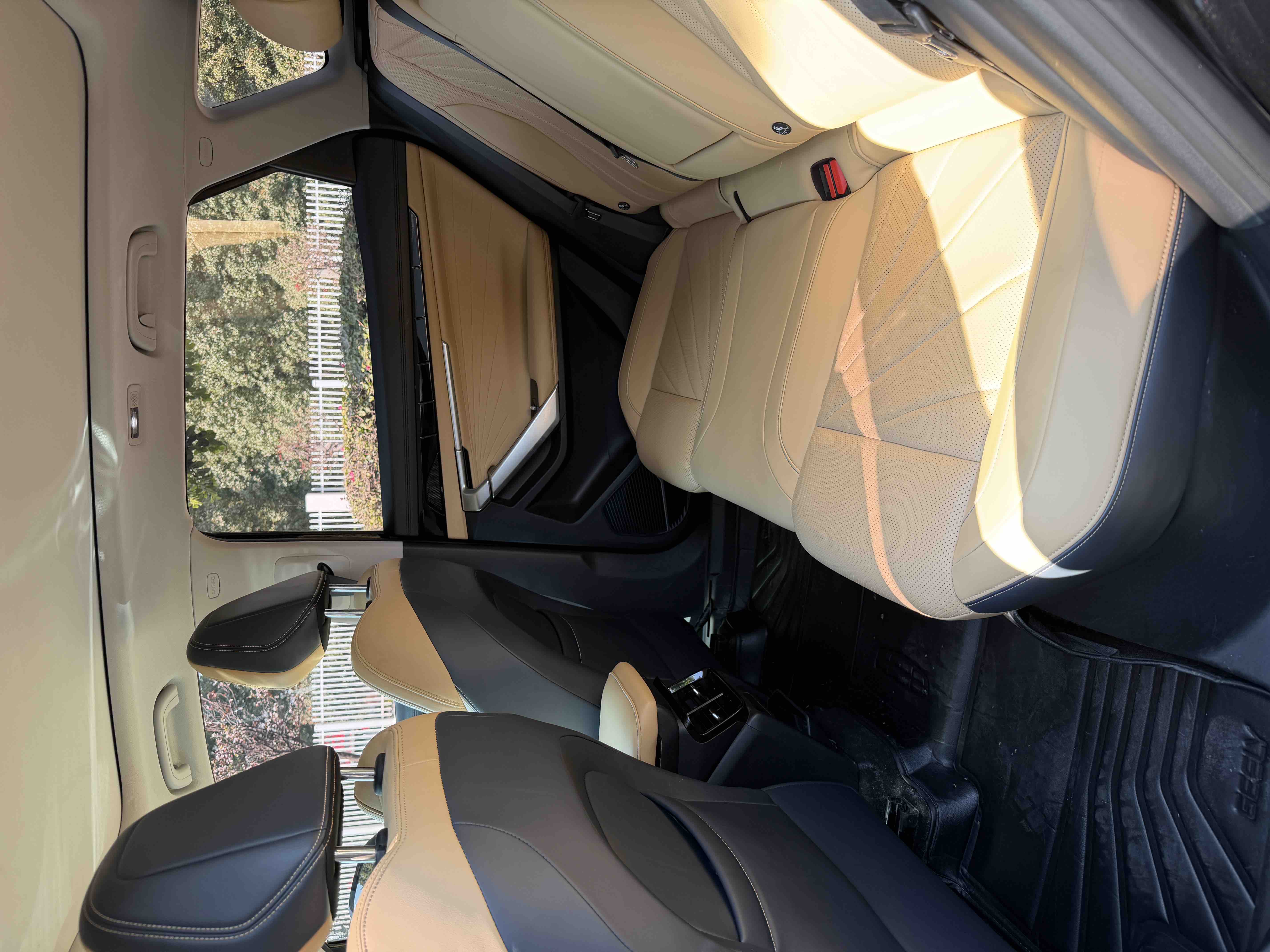 GEELY Boyue L 2023 car image #5