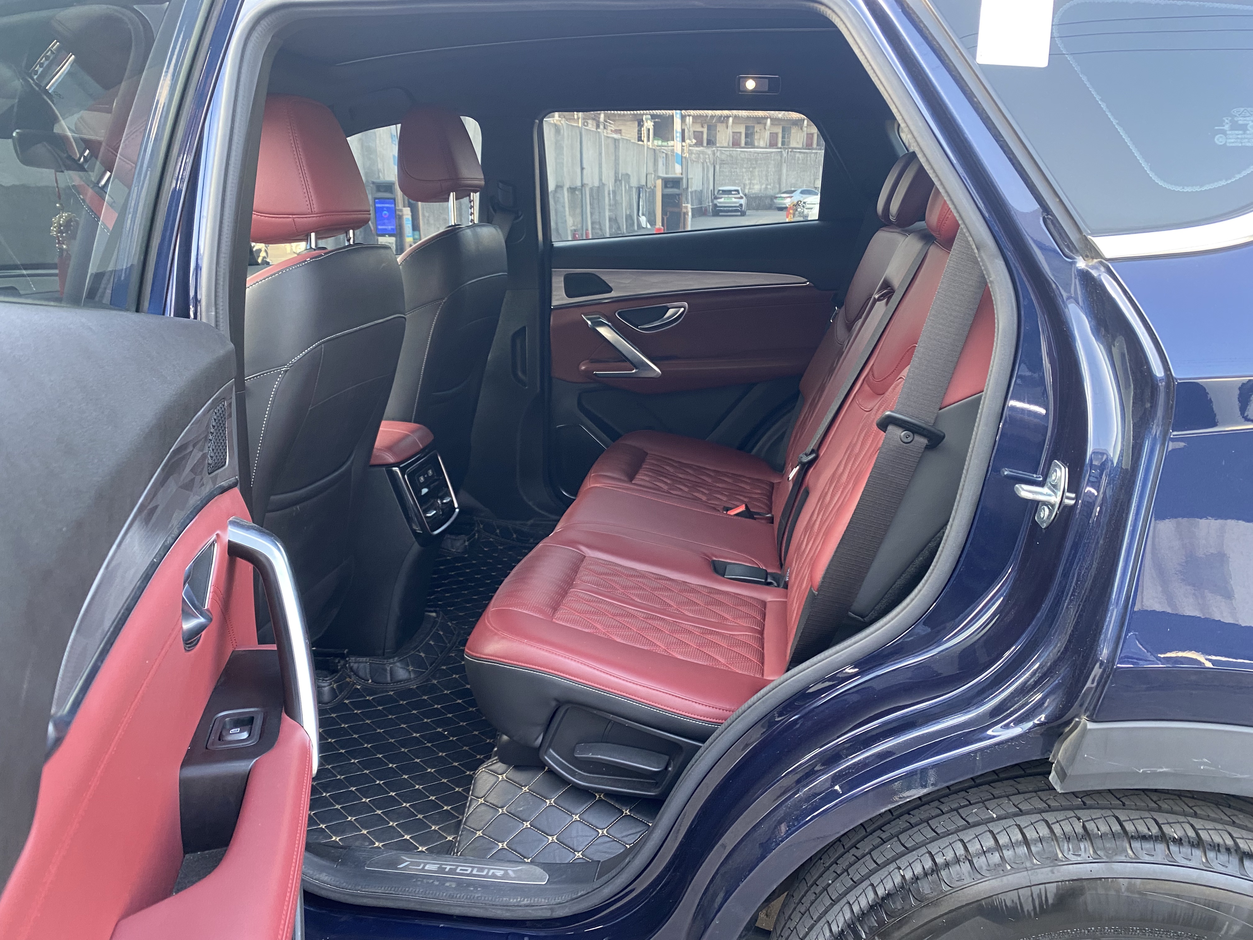 Jetour X70 PLUS 2023 صورة سيارة #5