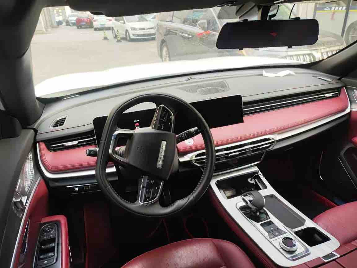 X70 PLUS 2023 car image #5