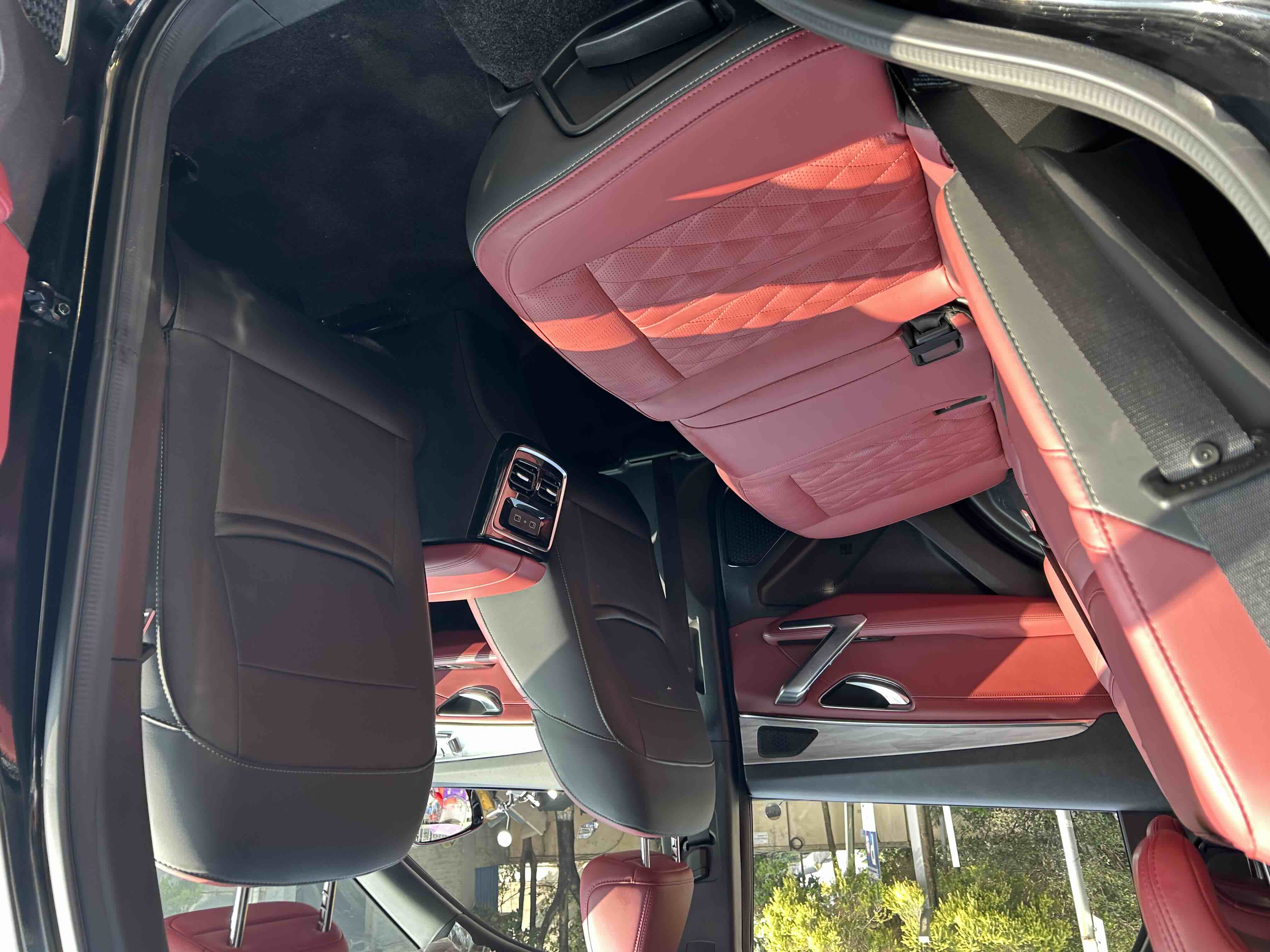 X70 PLUS 2024 #5 X70 PLUS 2024 car image #5