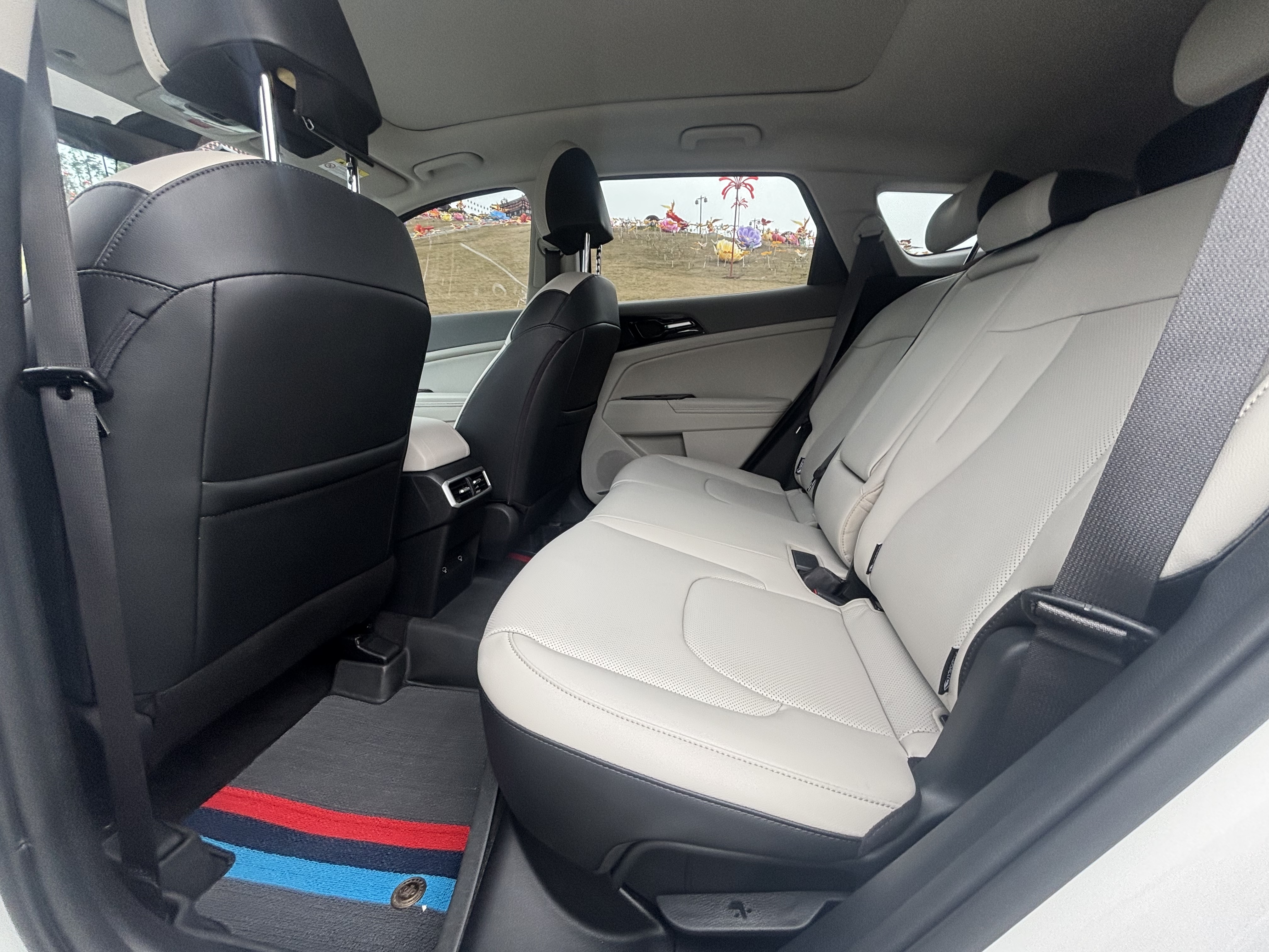 Kia Sportage 2024 car image #5