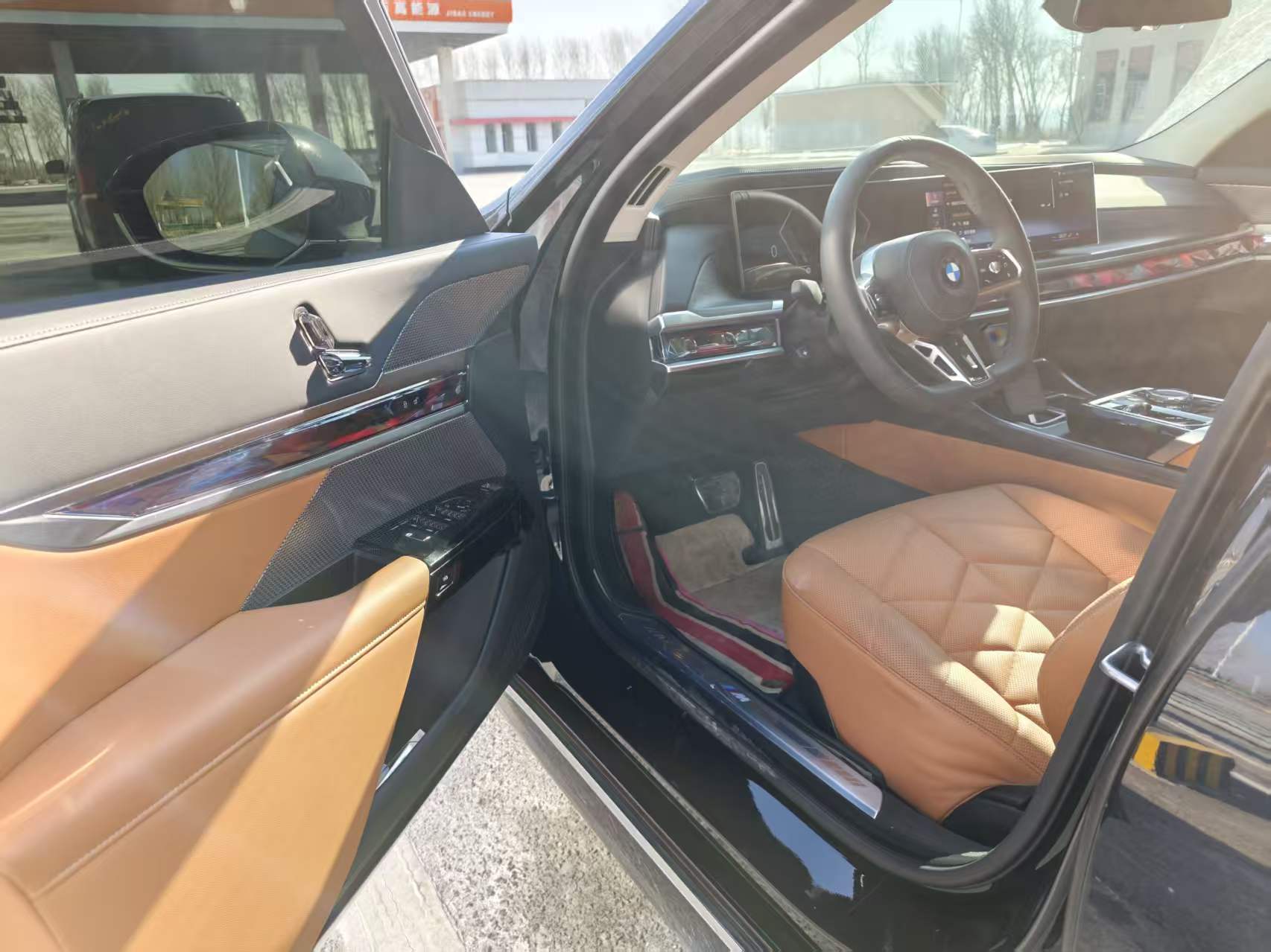 BMW 7 Series 2025 car image #5