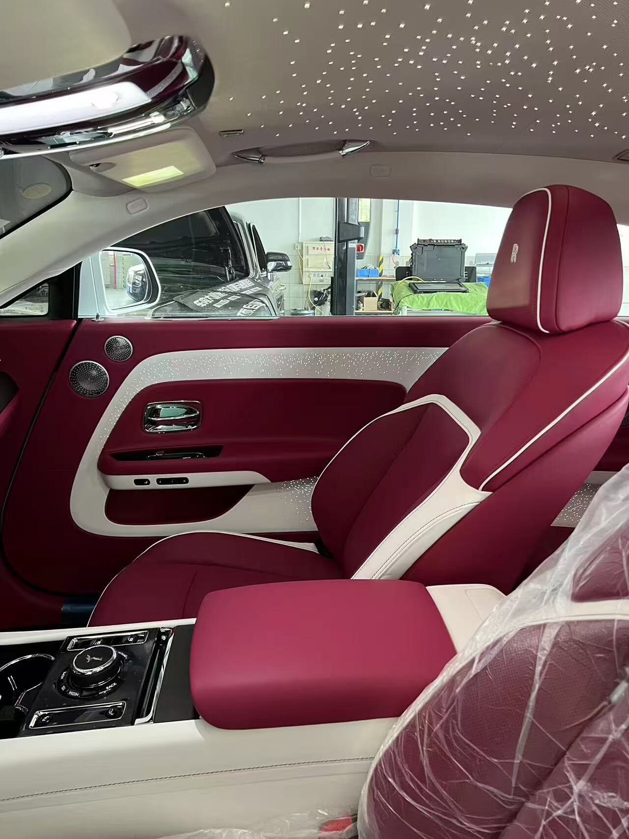 劳斯莱斯 闪灵 2024 #5 劳斯莱斯 闪灵 2024 汽车图片 #5