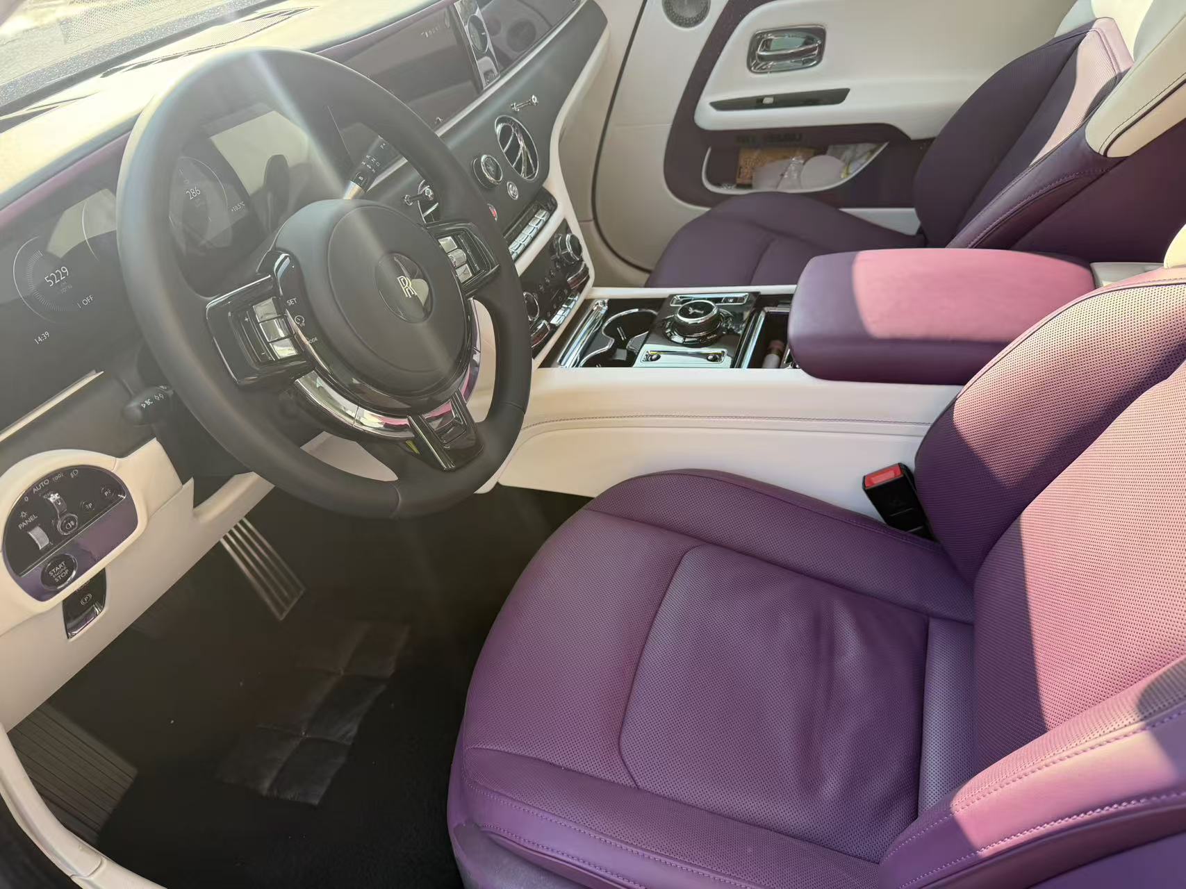 劳斯莱斯 闪灵 2025 #5 劳斯莱斯 闪灵 2025 汽车图片 #5