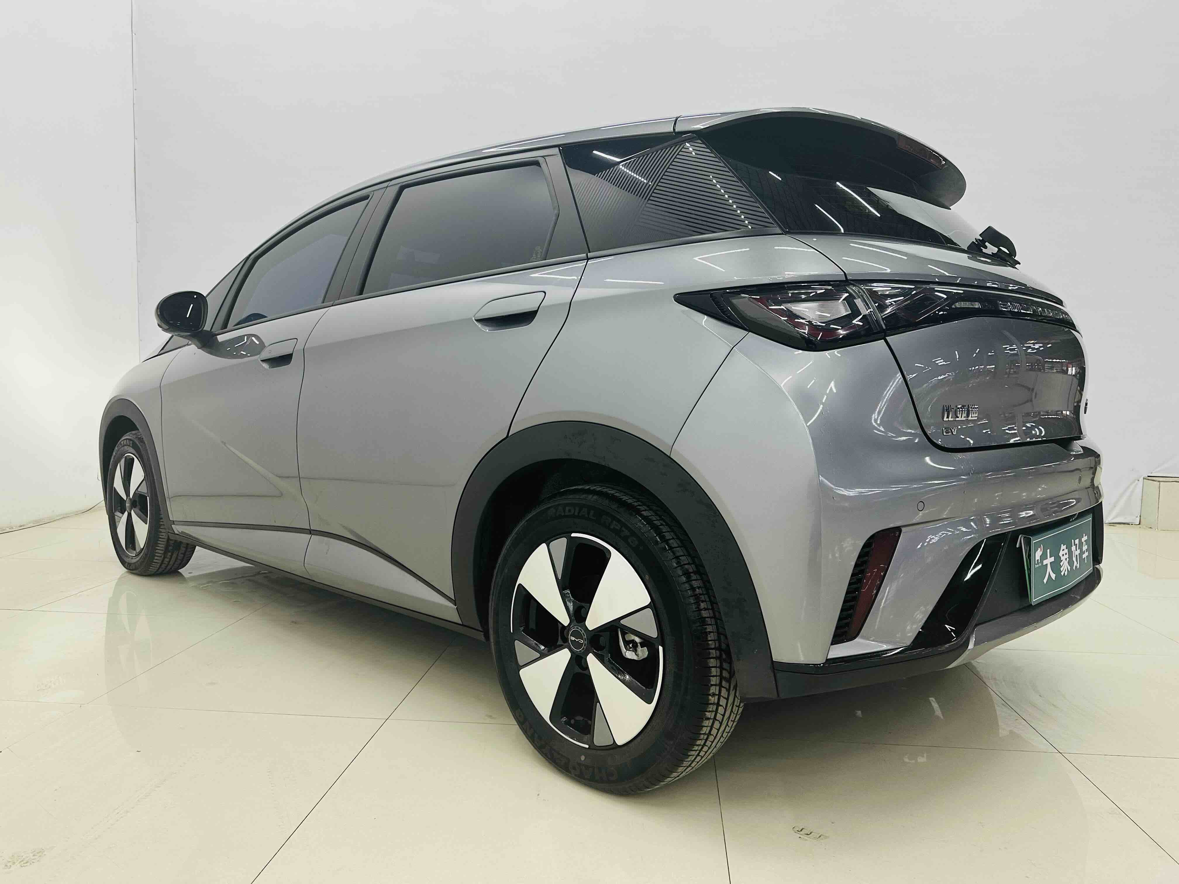 BYD Dolphin 2023 #5 BYD Dolphin 2023 car image #5