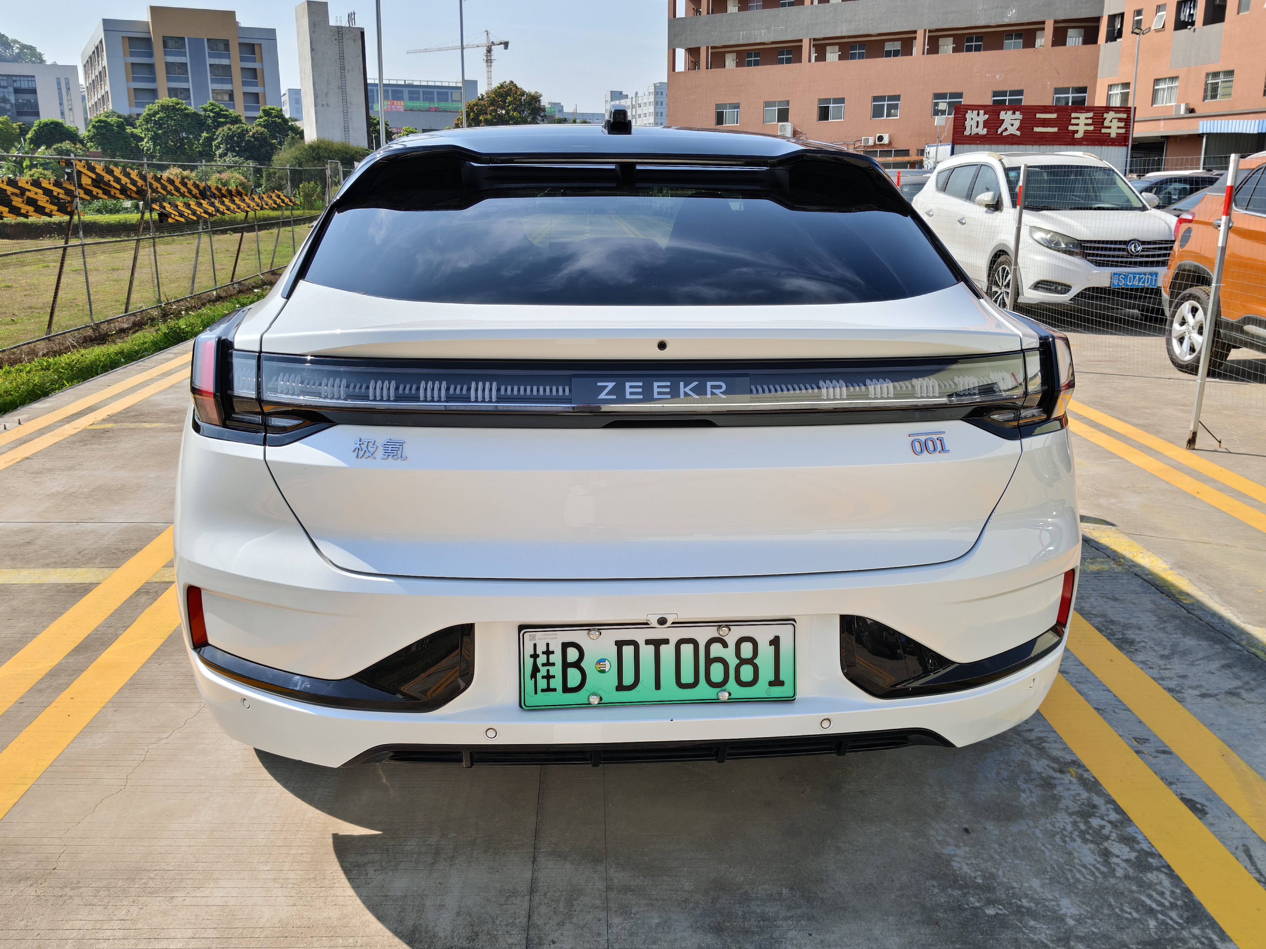 极氪 极氪001 2024 汽车图片 #5