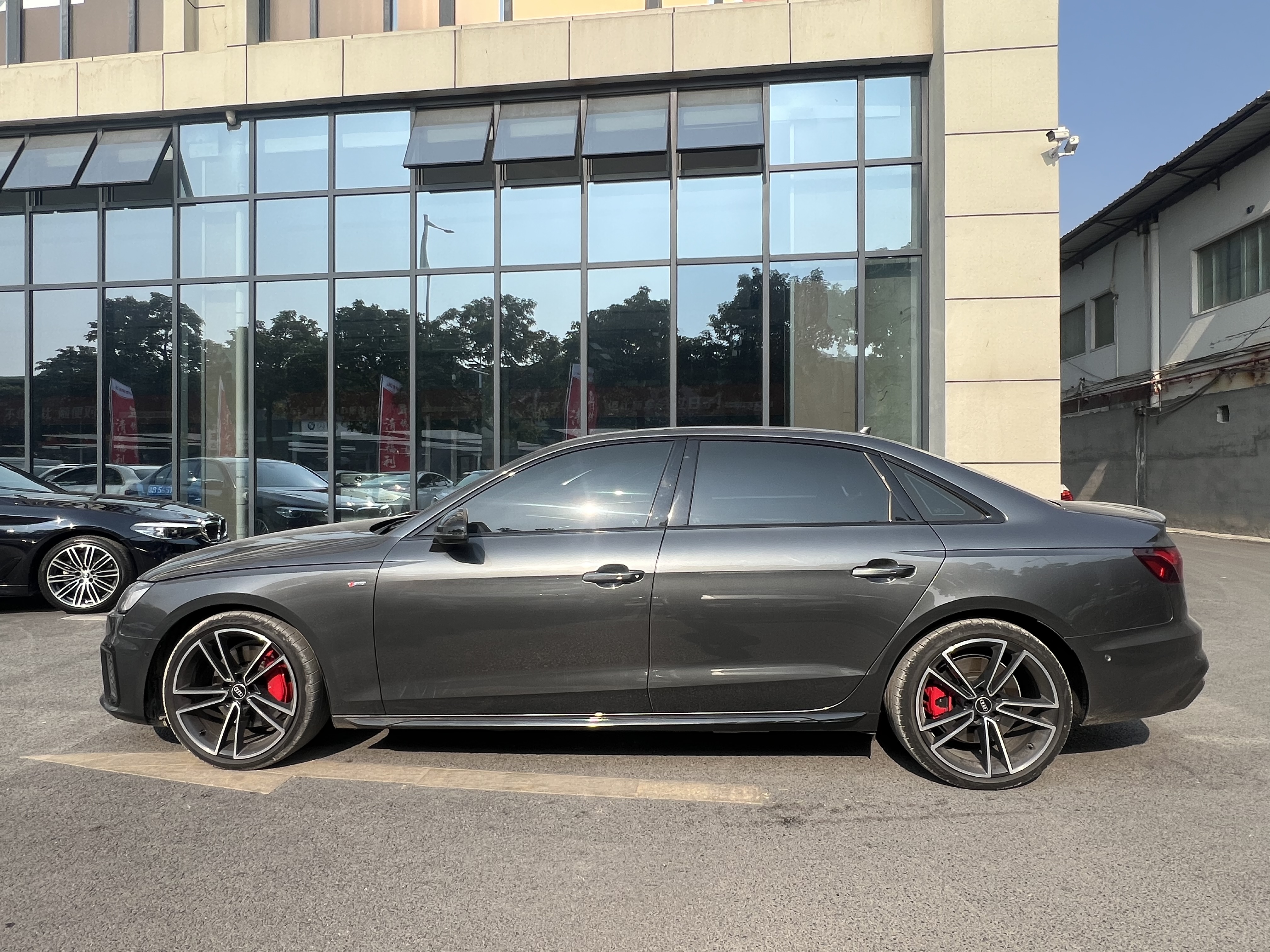 Audi A4L 2023 car image #5