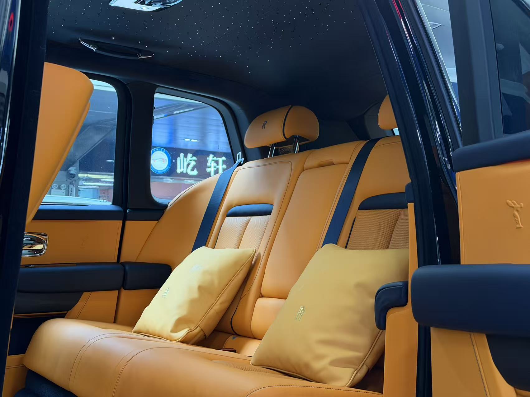 Volkswagen Cullinan 2025 #5 Volkswagen Cullinan 2025 car image #5