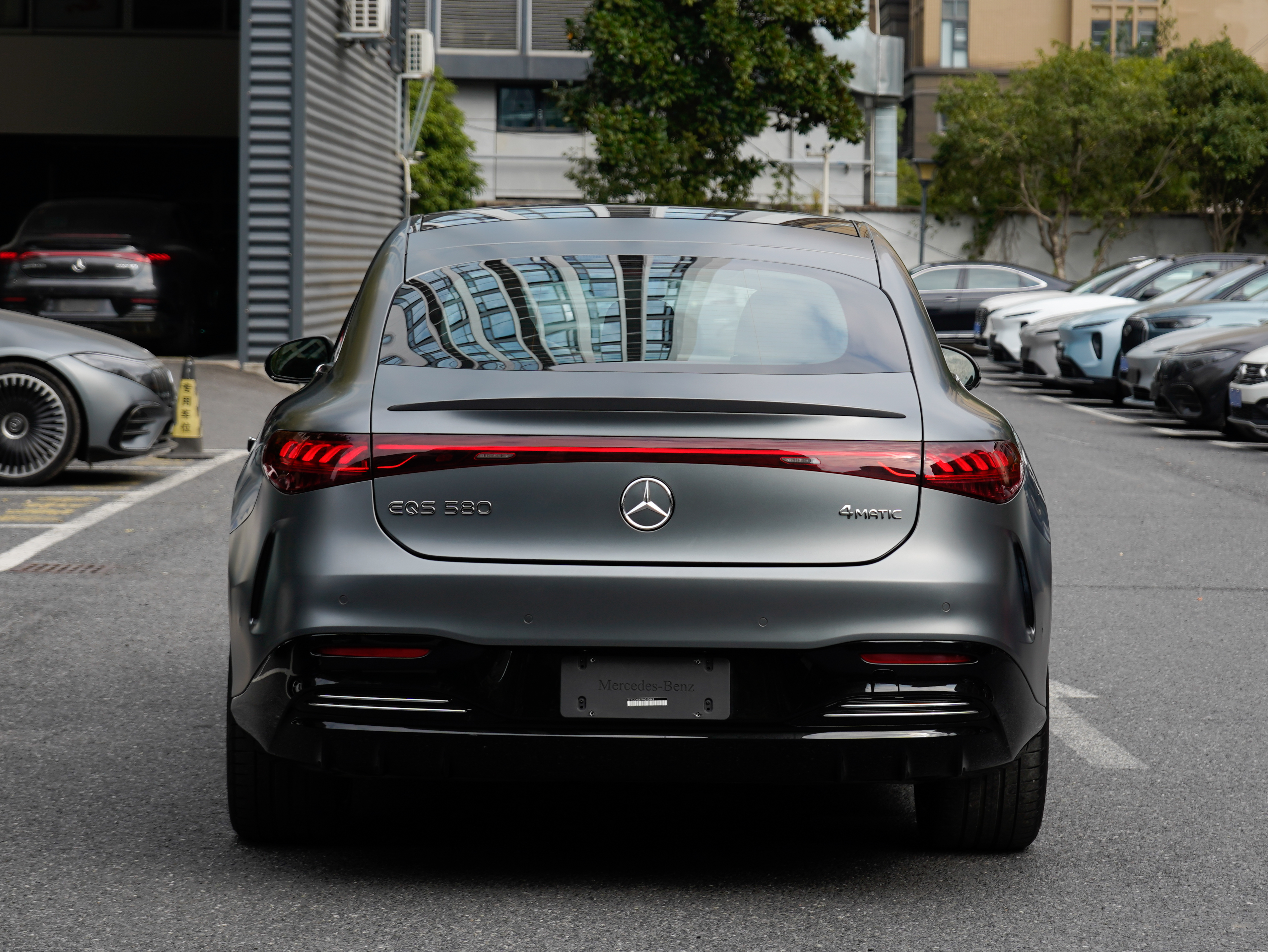 Mercedes-Benz EQS Class 2024 car image #5