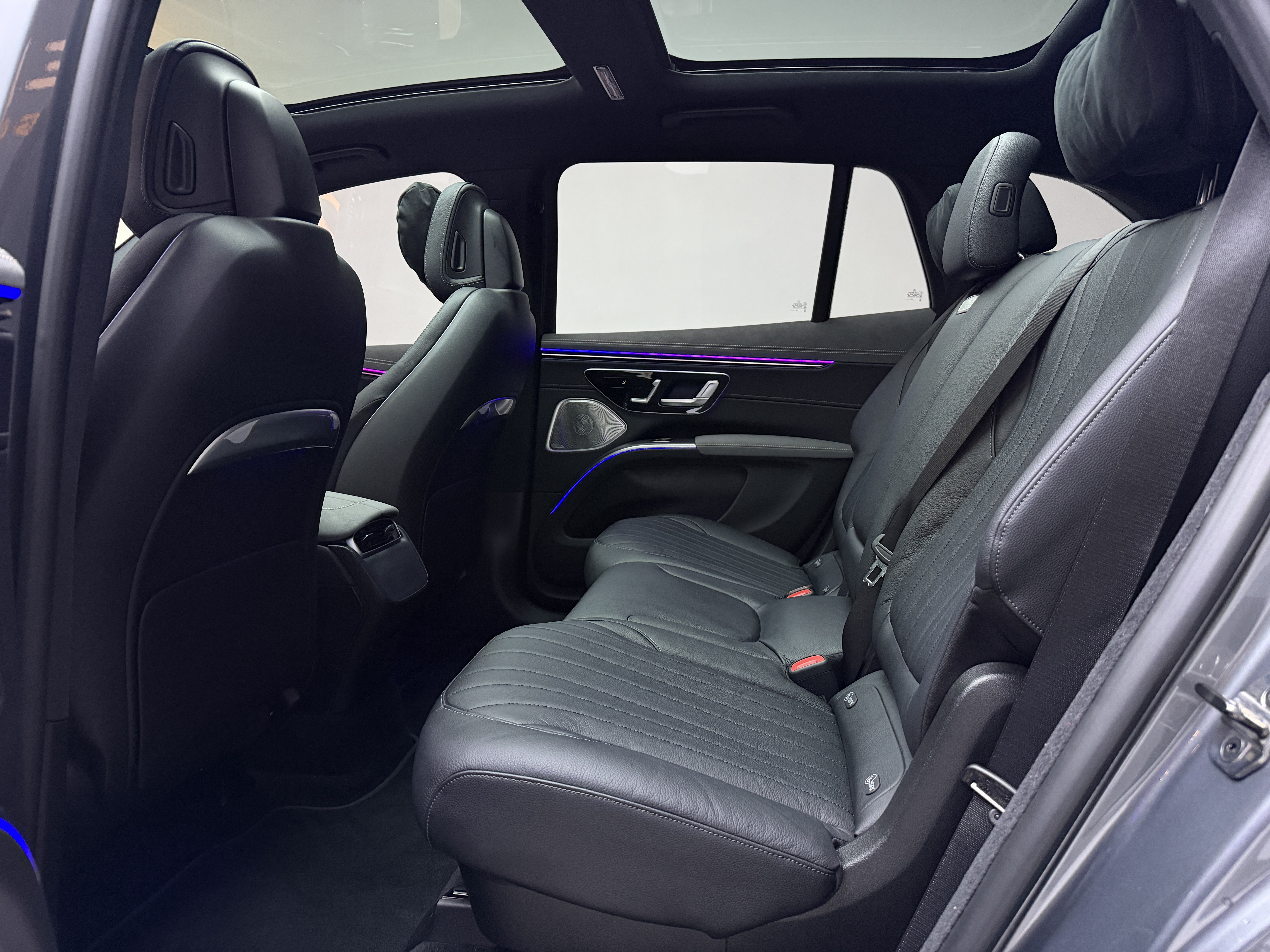 Mercedes-Benz EQS SUV 2024 car image #5