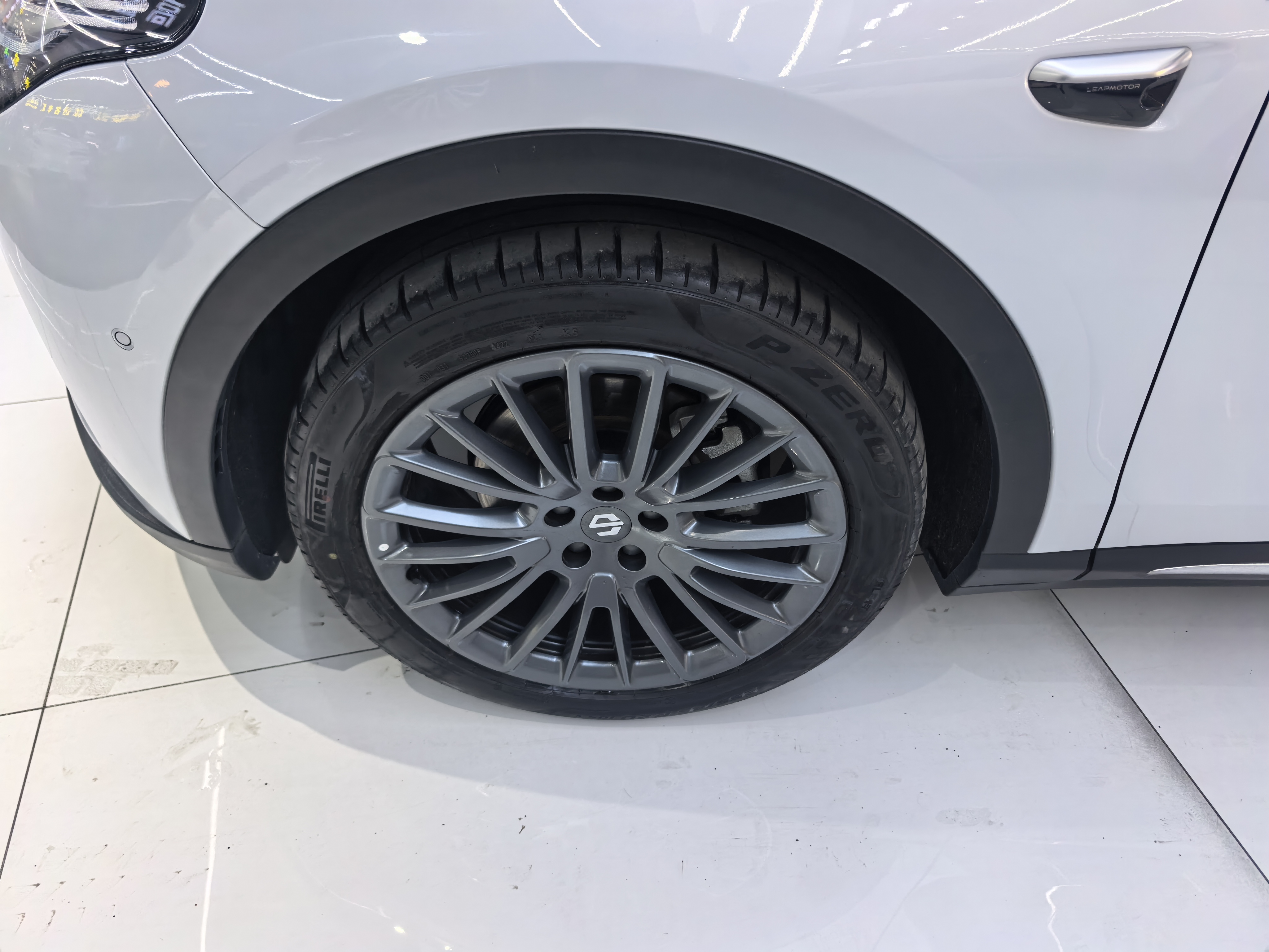 零跑汽车 零跑C11 2023 汽车图片 #5