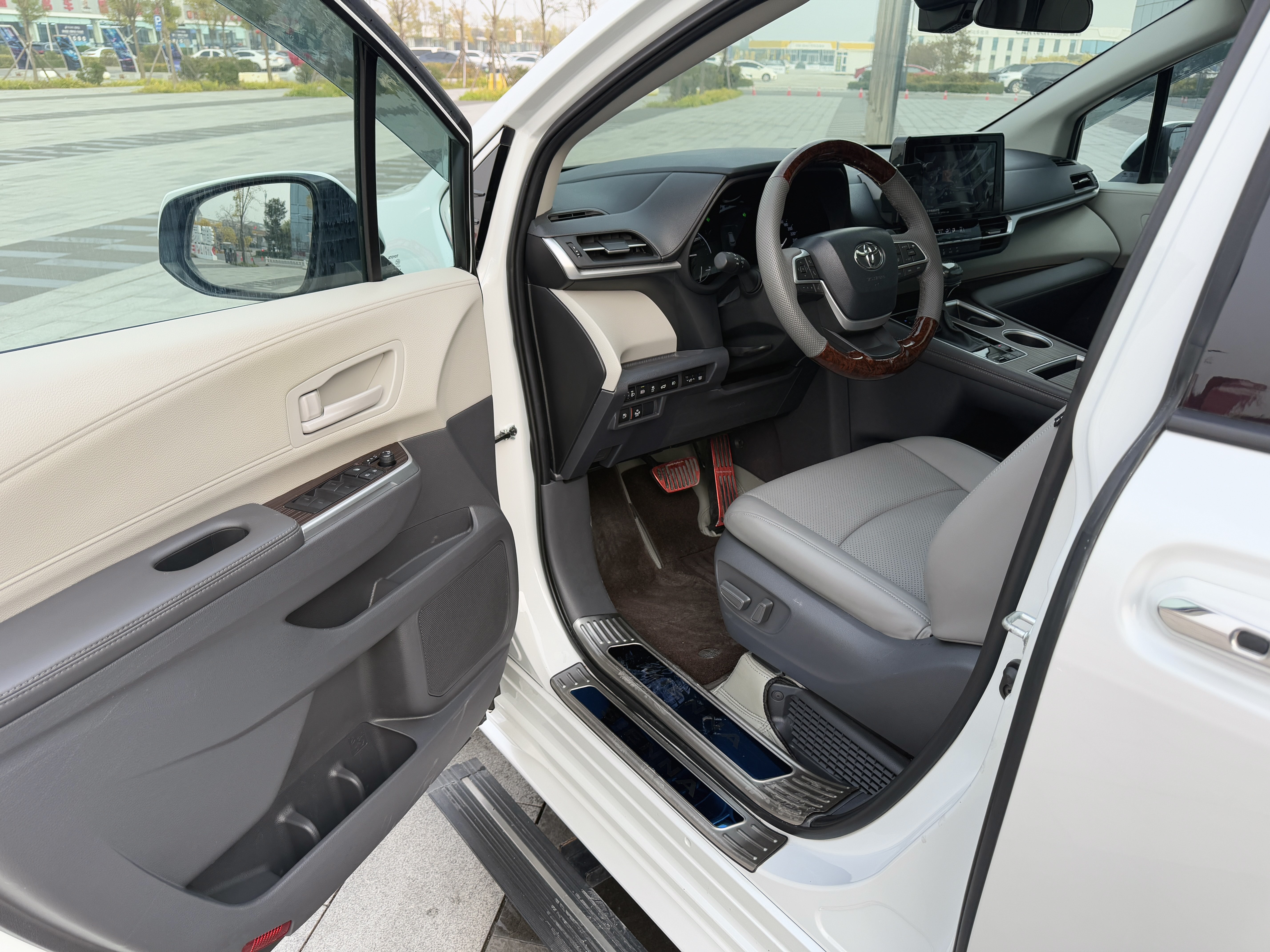 丰田 赛那SIENNA 2023 汽车图片 #5