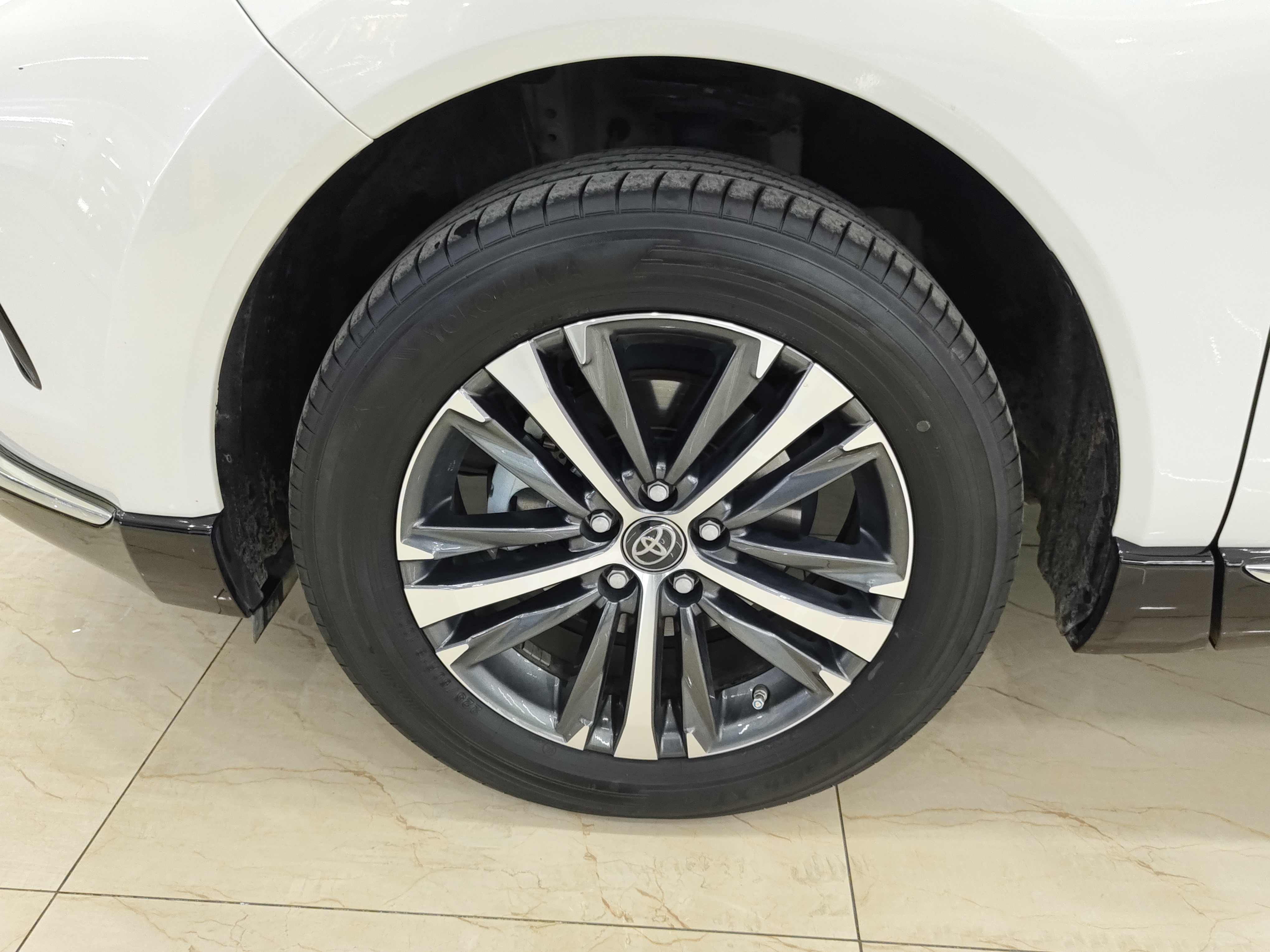 Toyota Venza 2024 #5 Toyota Venza 2024 car image #5