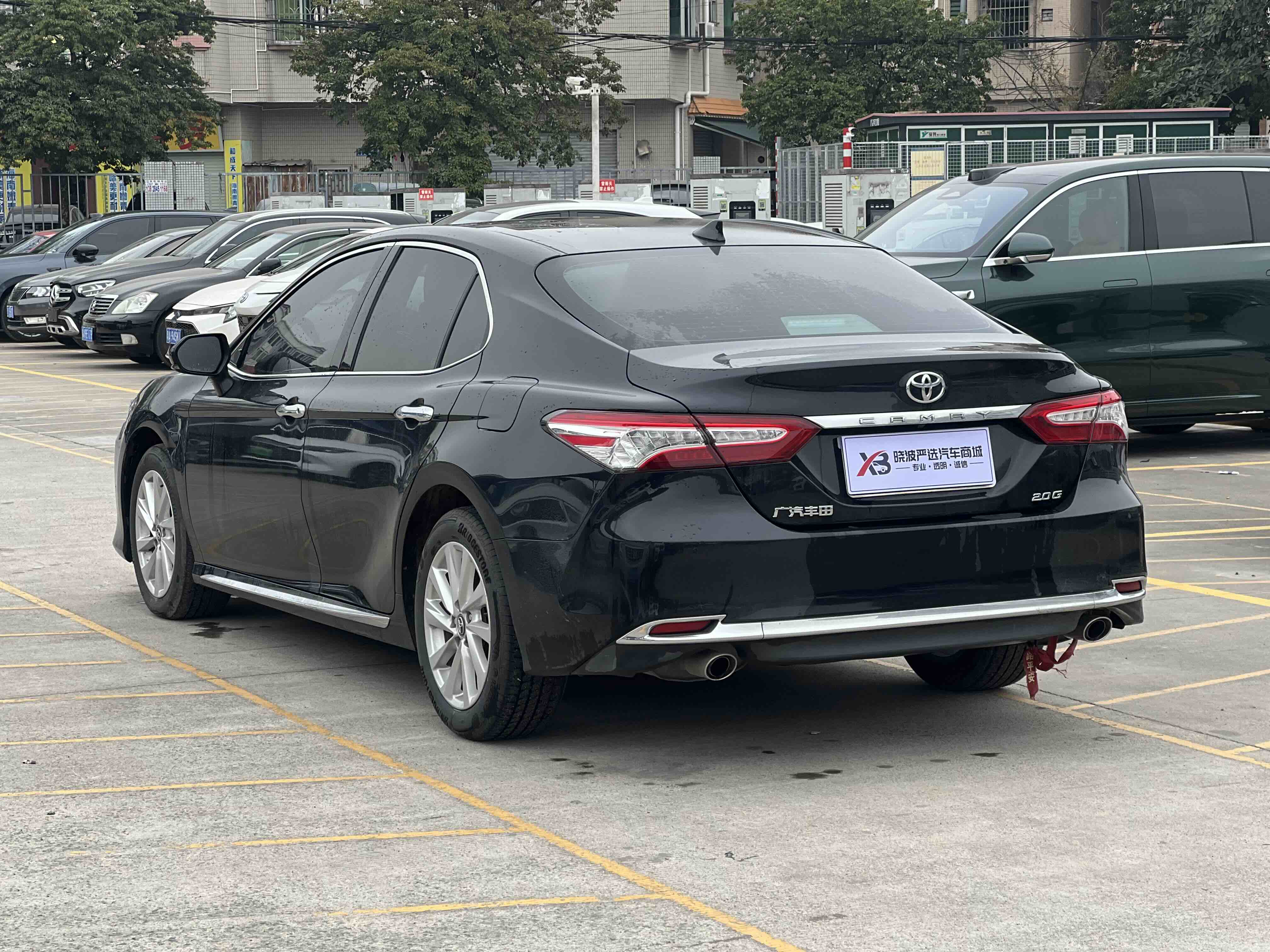 Toyota Camry 2023 immagine di auto #5