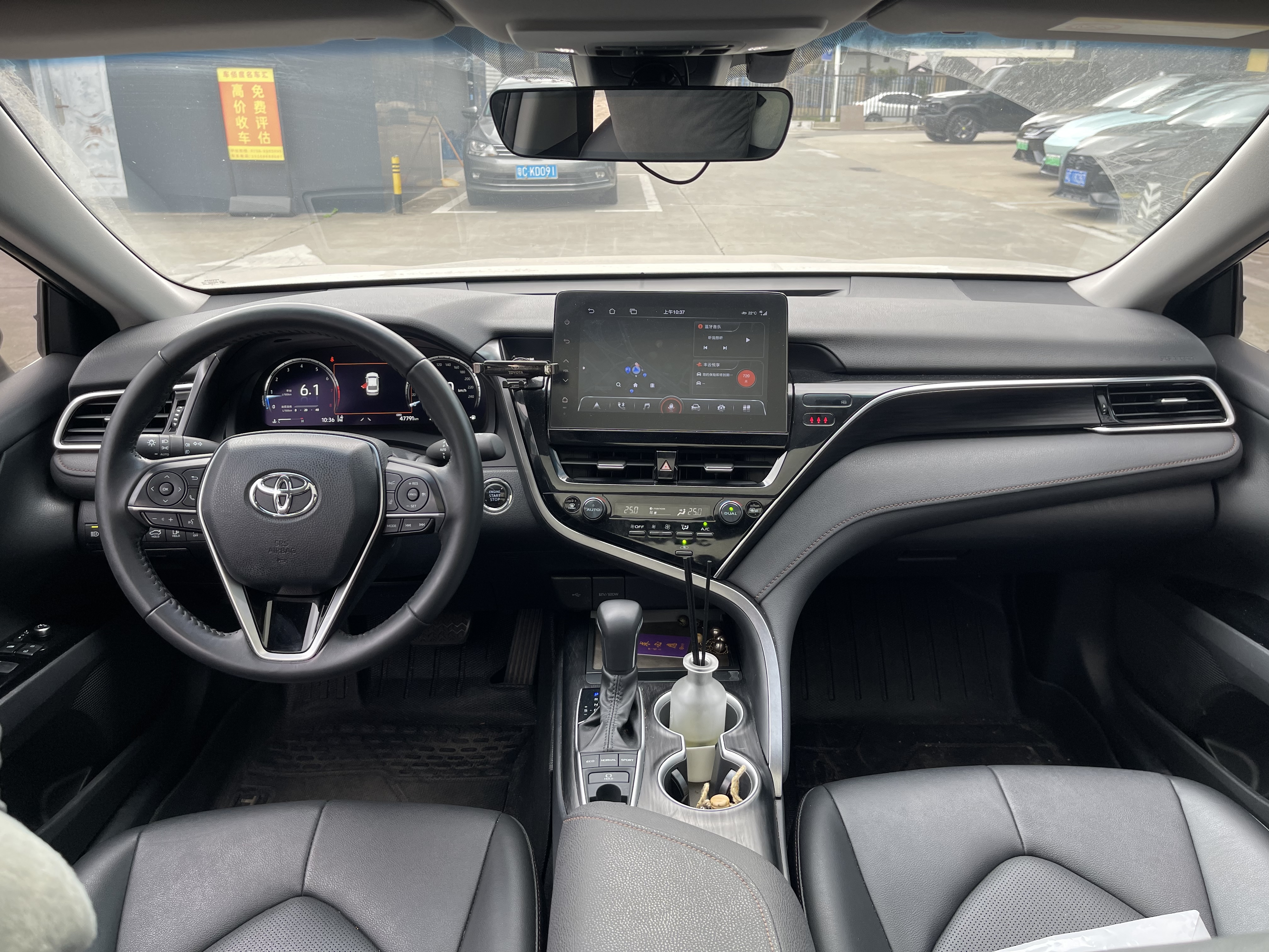 Toyota Camry 2024 car image #5