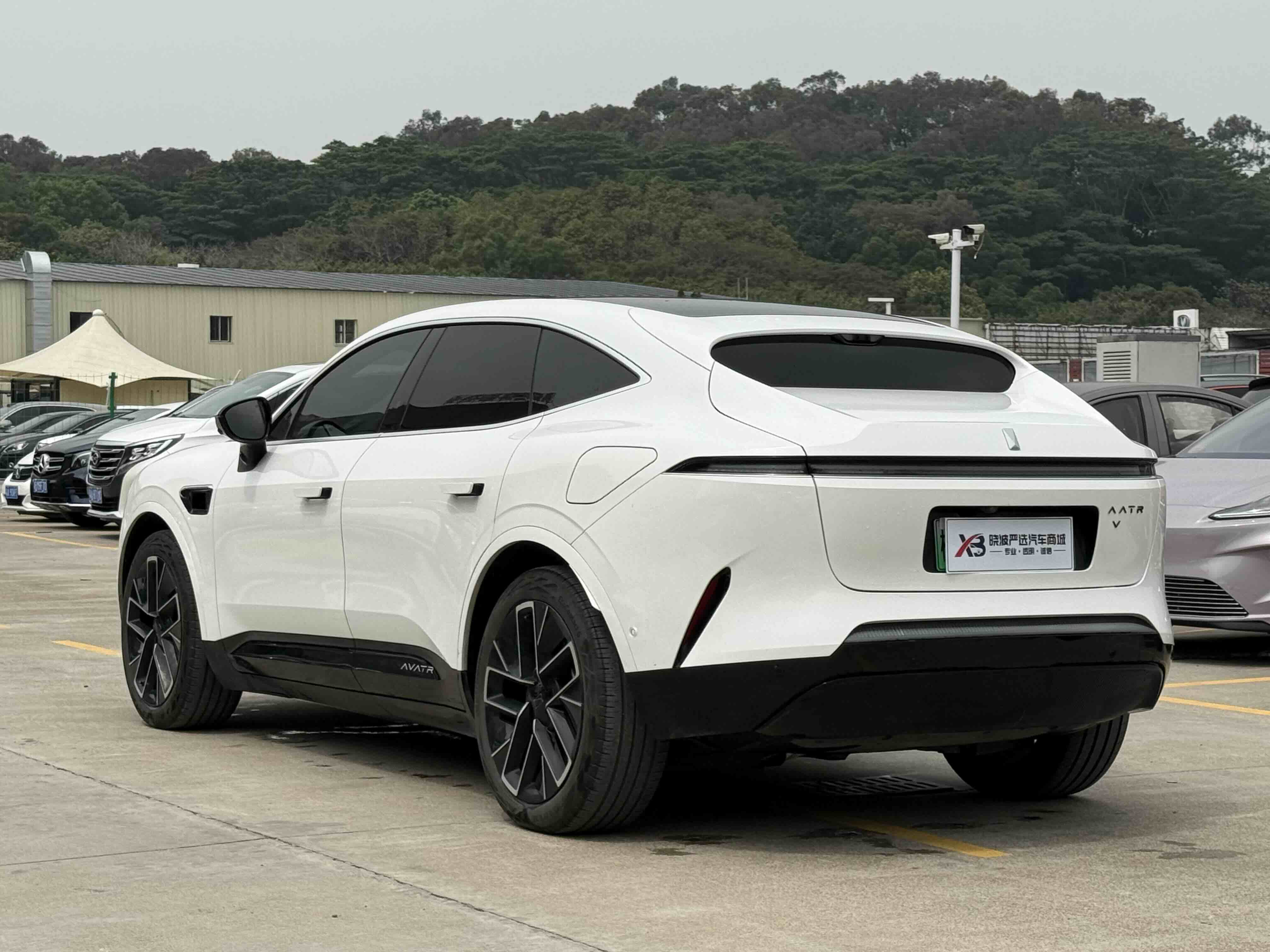 Avatr 11 2023 imagem de carro #5