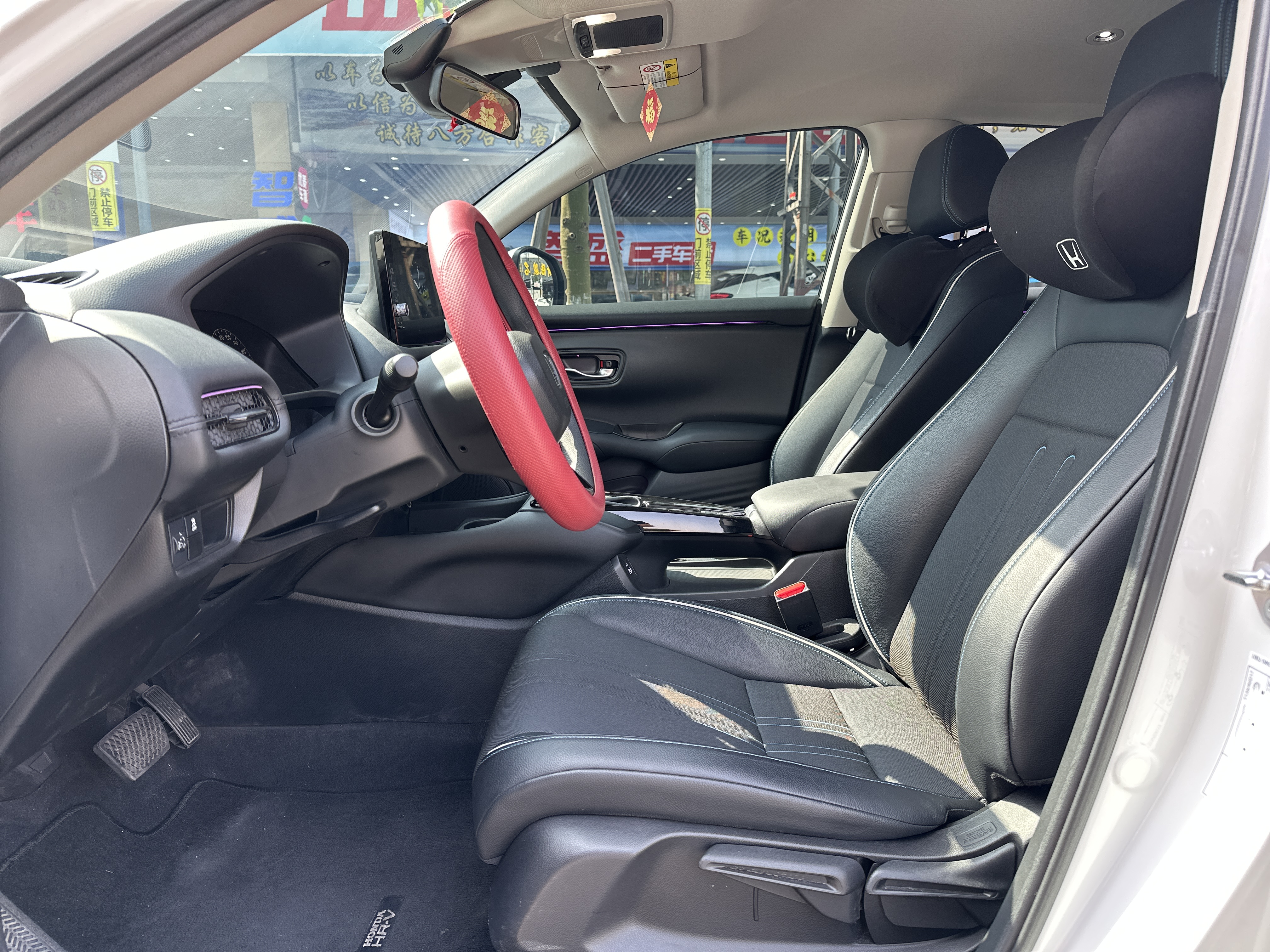 Honda HR-V 2024 car image #5