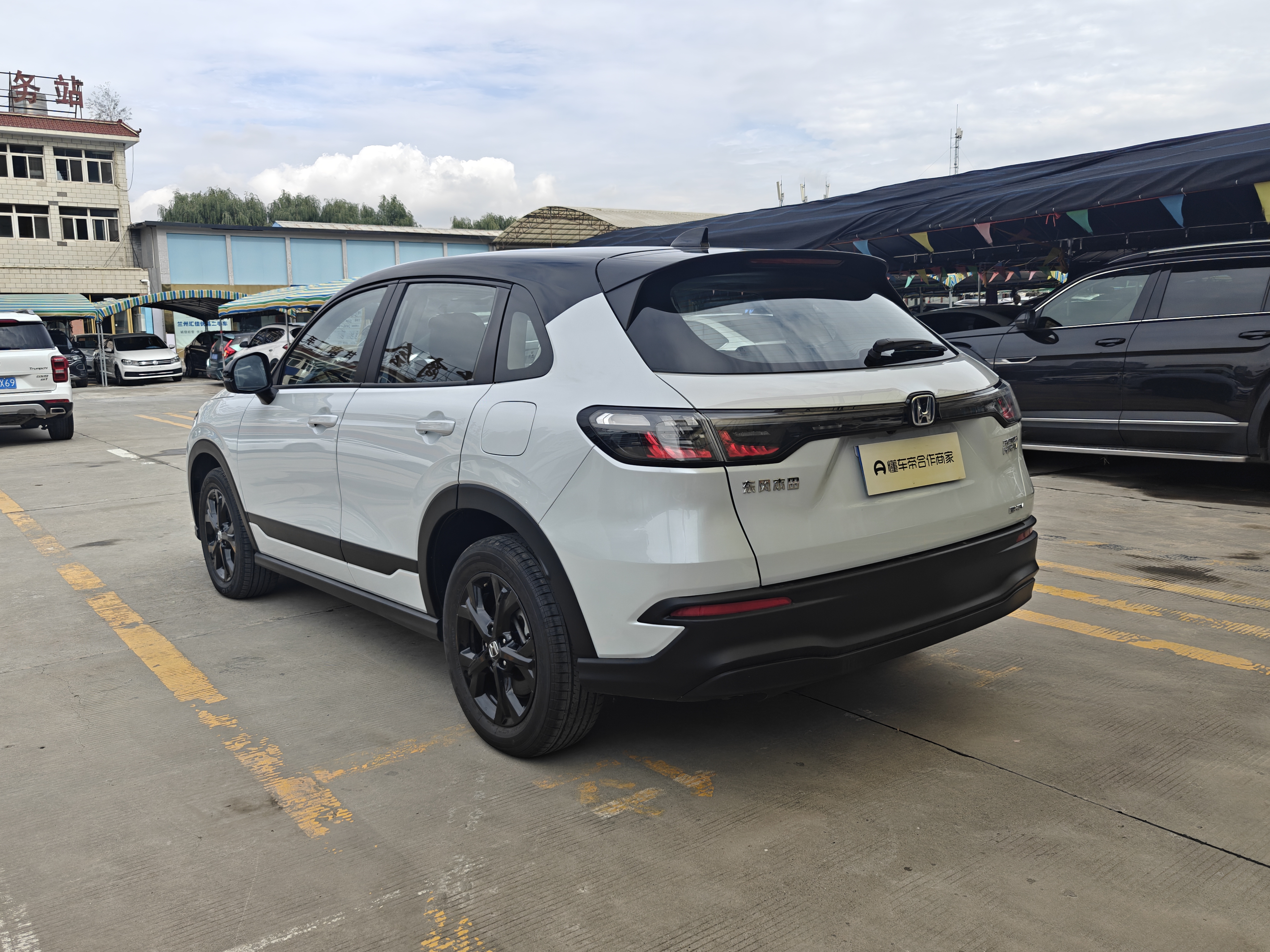 Honda HR-V 2025 #5 Honda HR-V 2025 car image #5