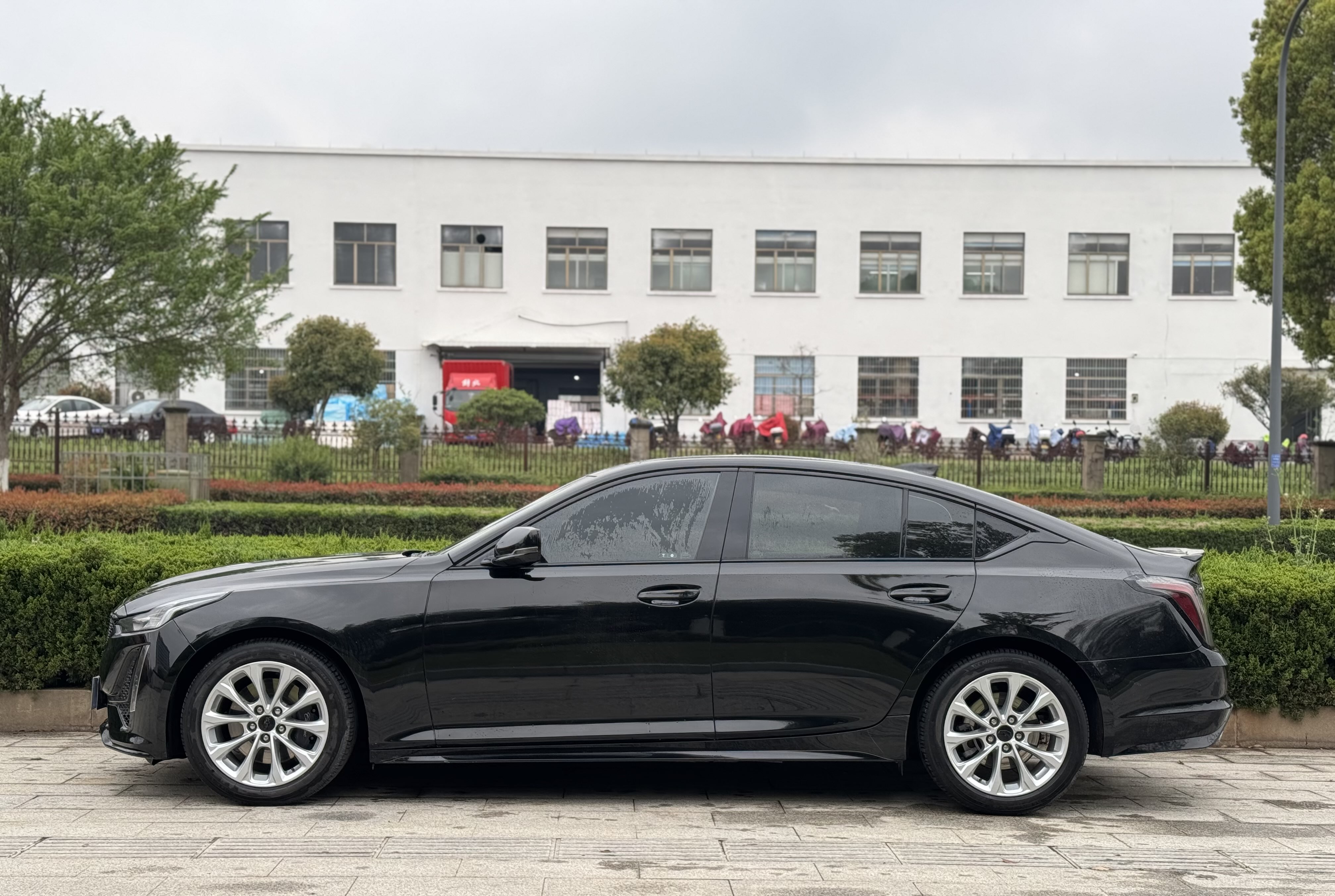 2023 car image #5