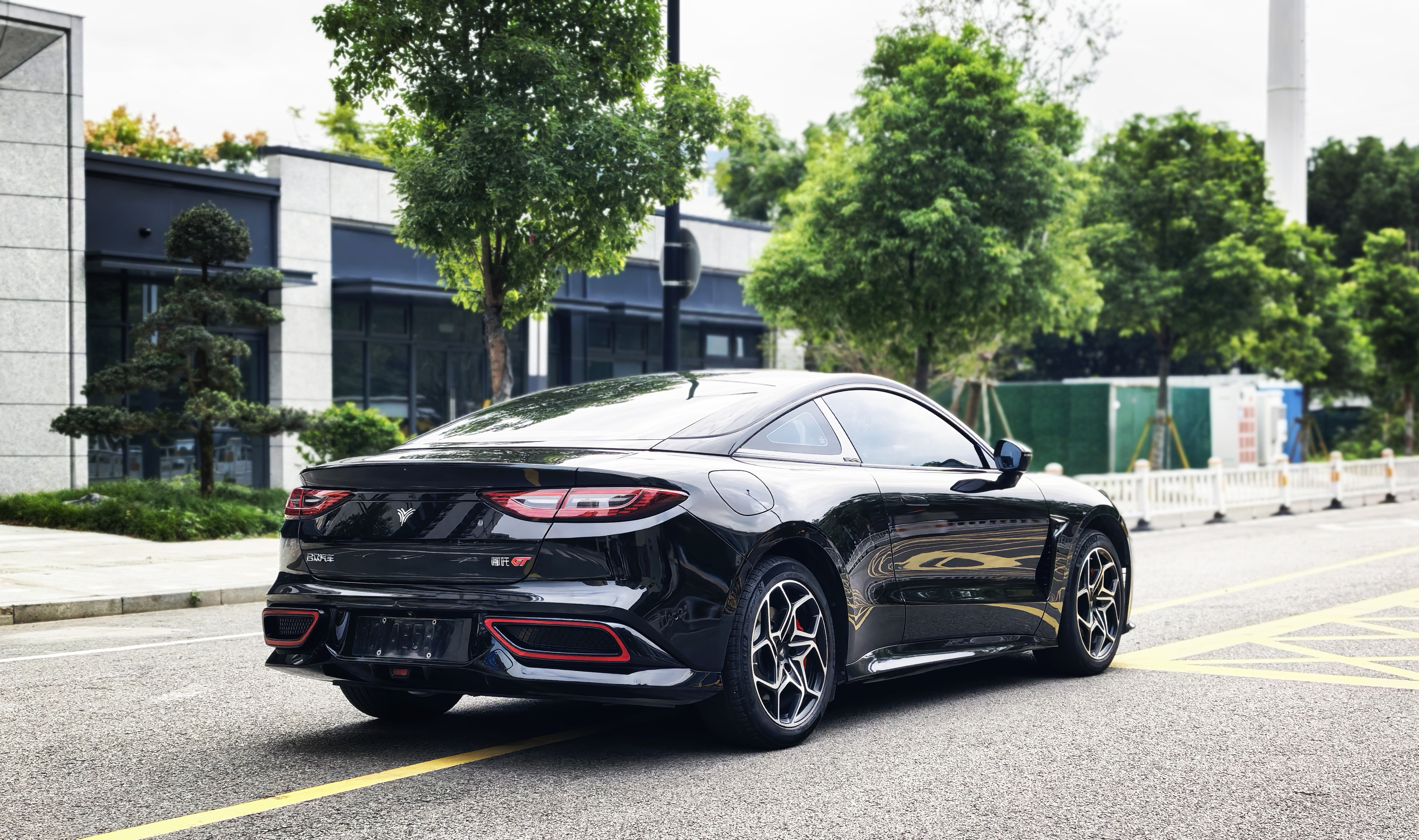 哪吒汽车 哪吒GT 2024 汽车图片 #5