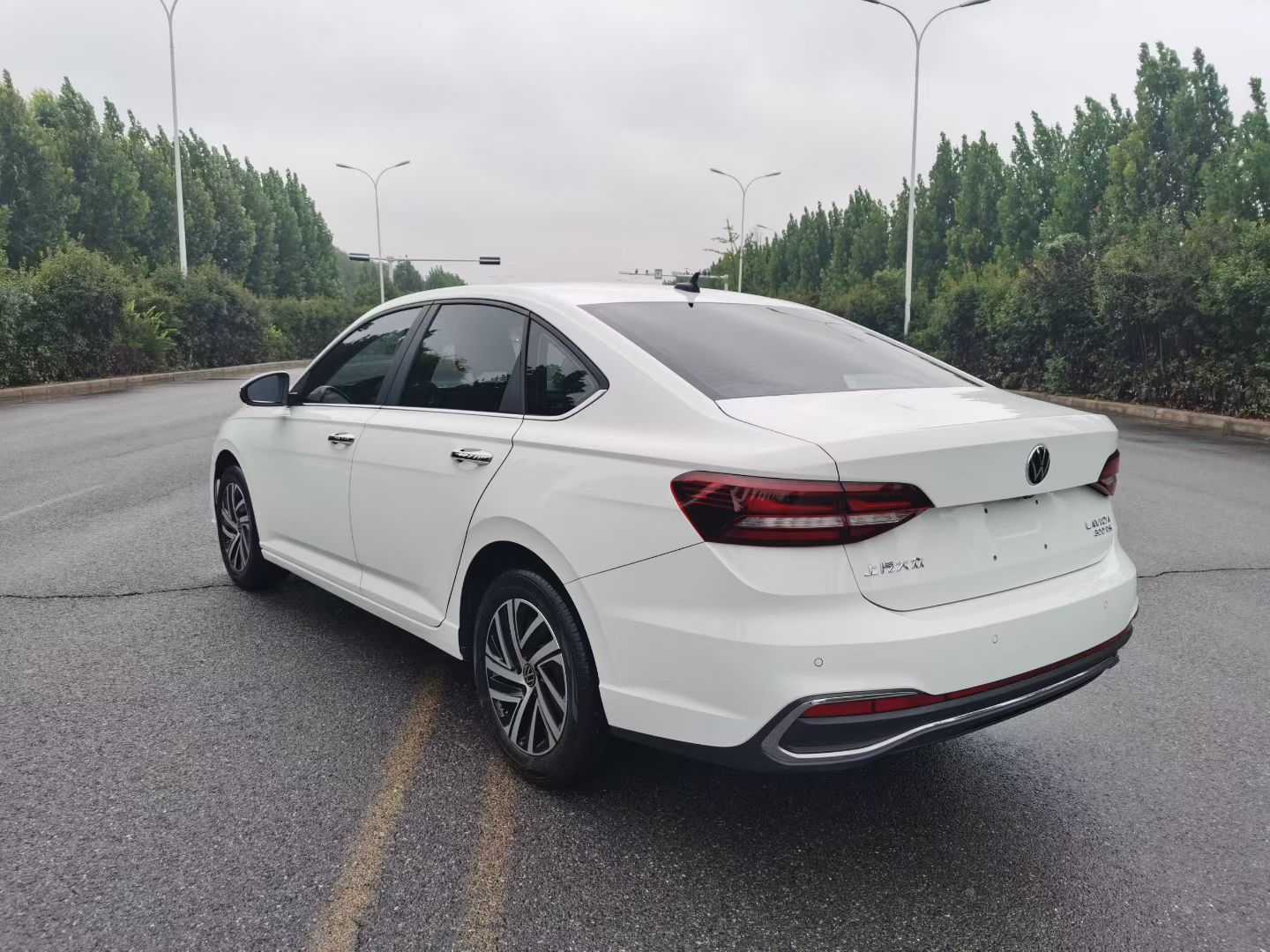 Volkswagen Lavida 2024 #5 Volkswagen Lavida 2024 car image #5