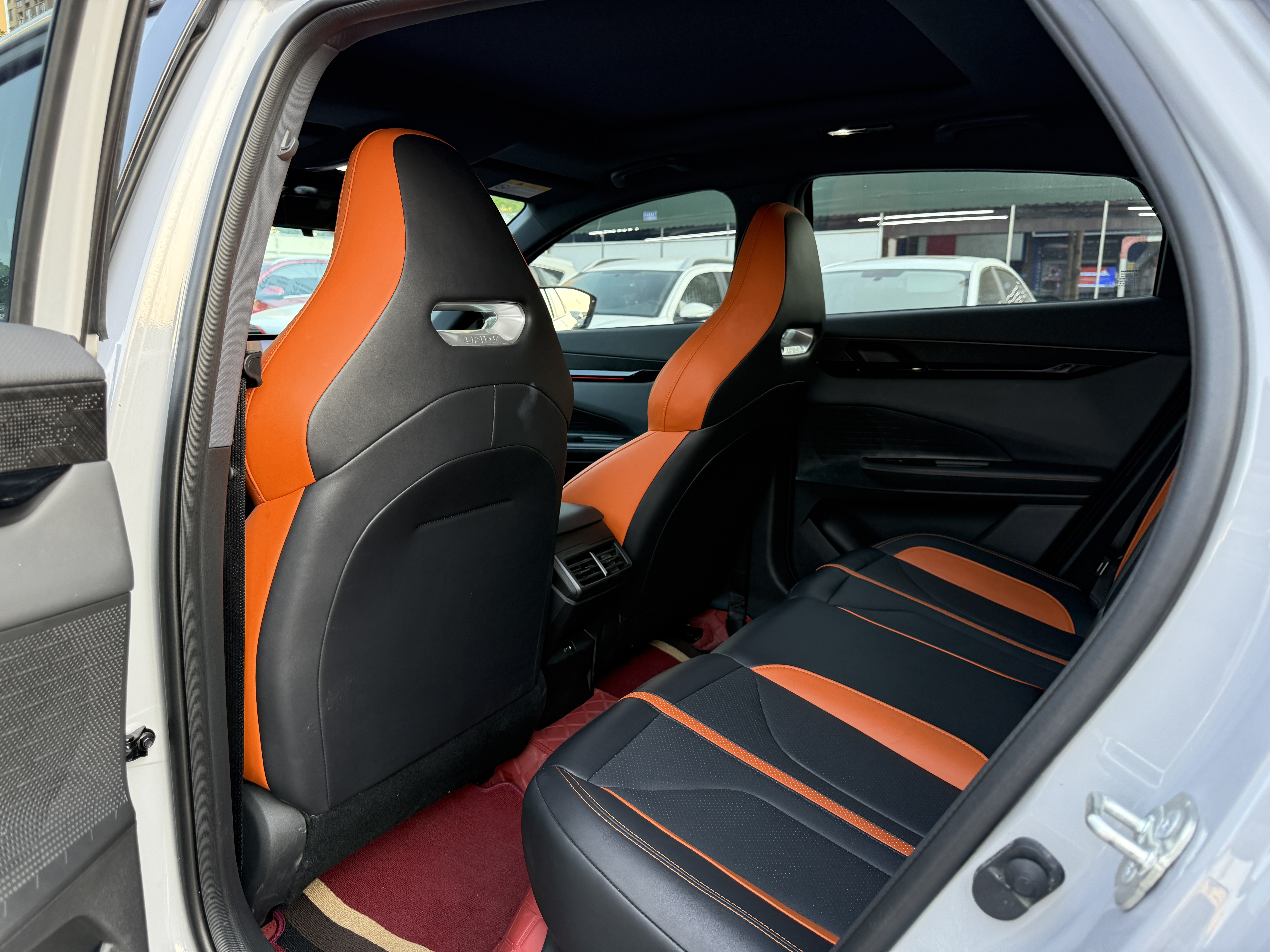 Changan UNI-V 2024 immagine di auto #5