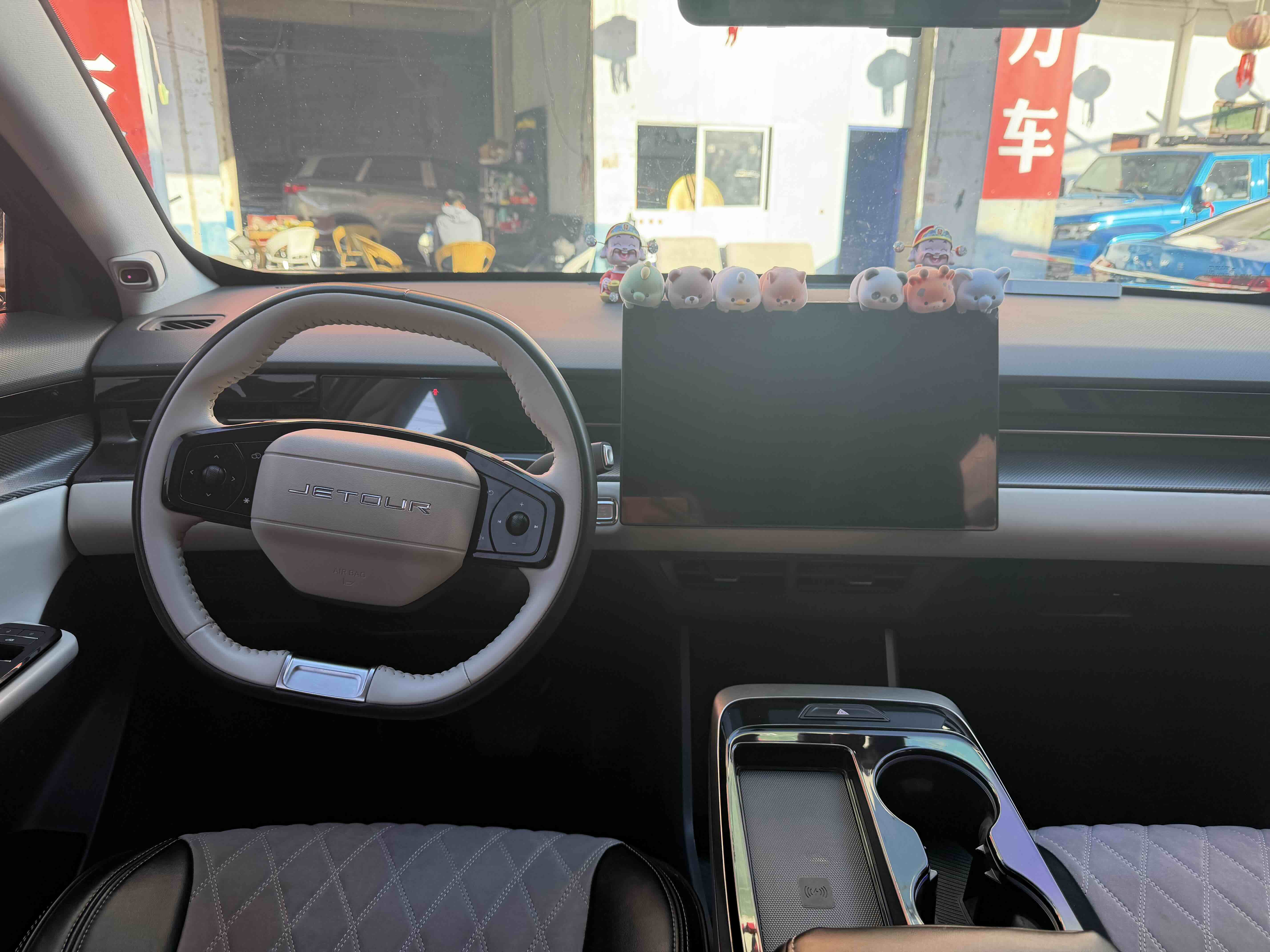Dashing 2023 car image #5