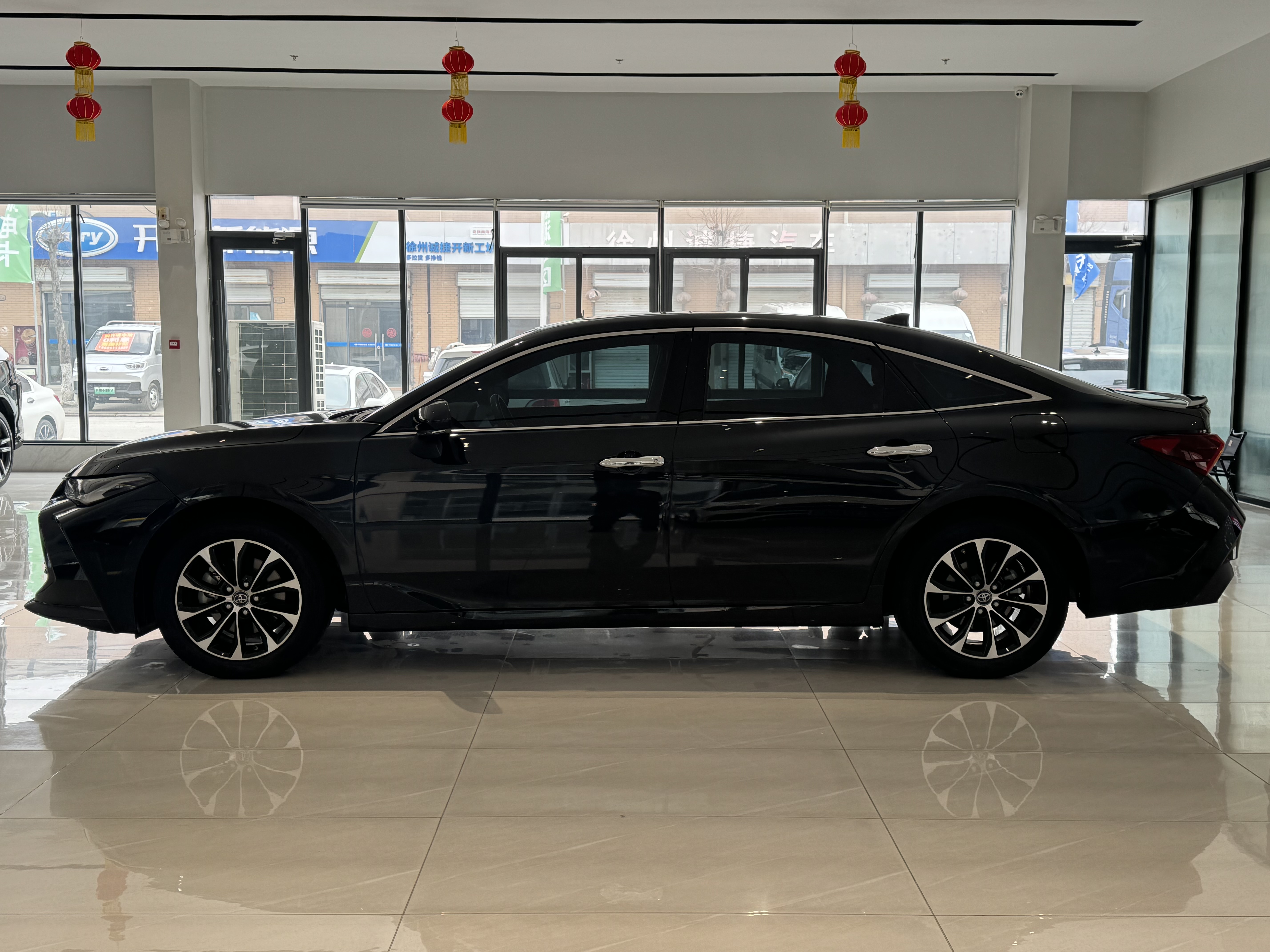 Toyota Avalon 2024 car image #5