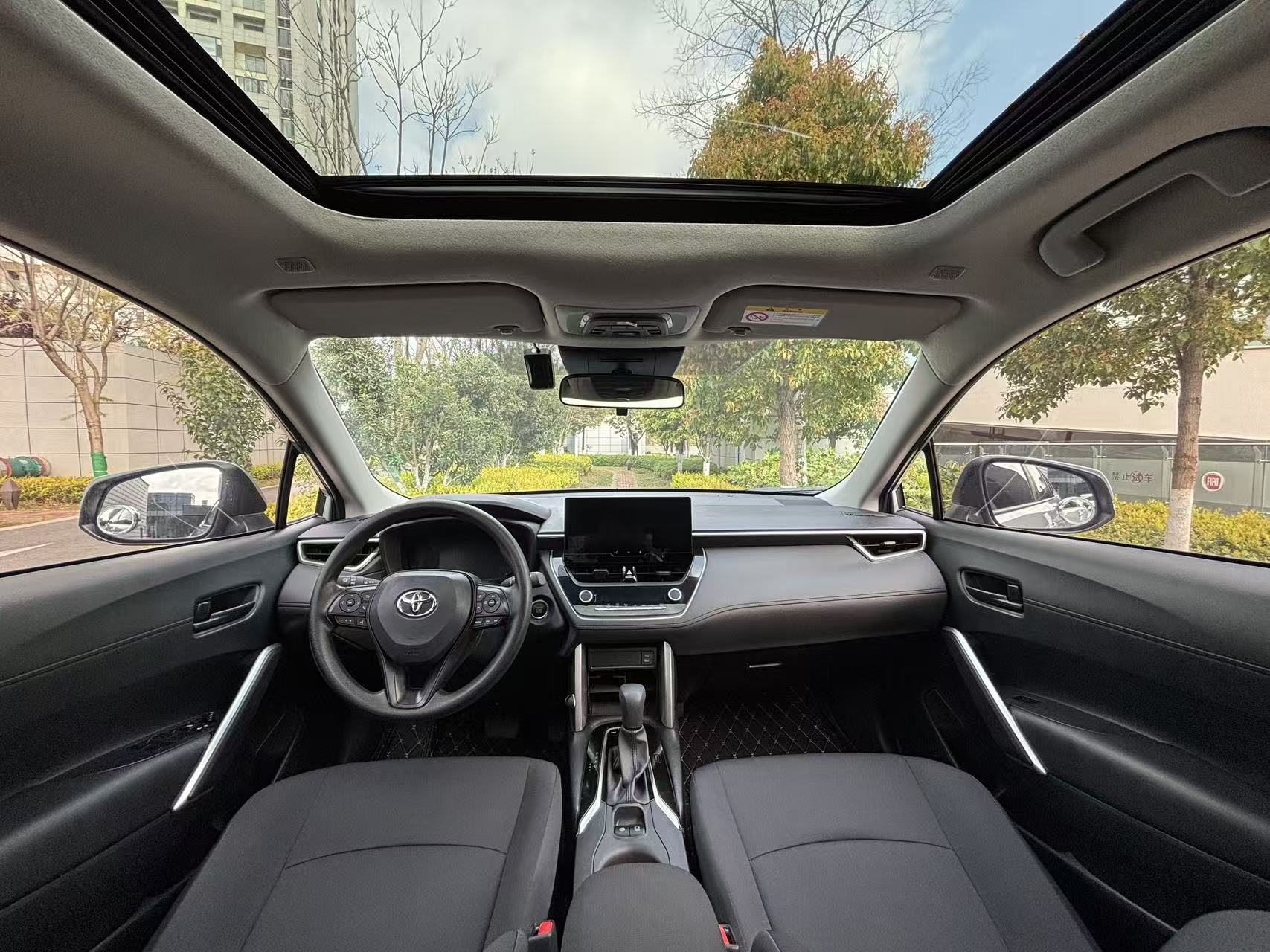 Toyota Corolla Cross 2024 car image #5