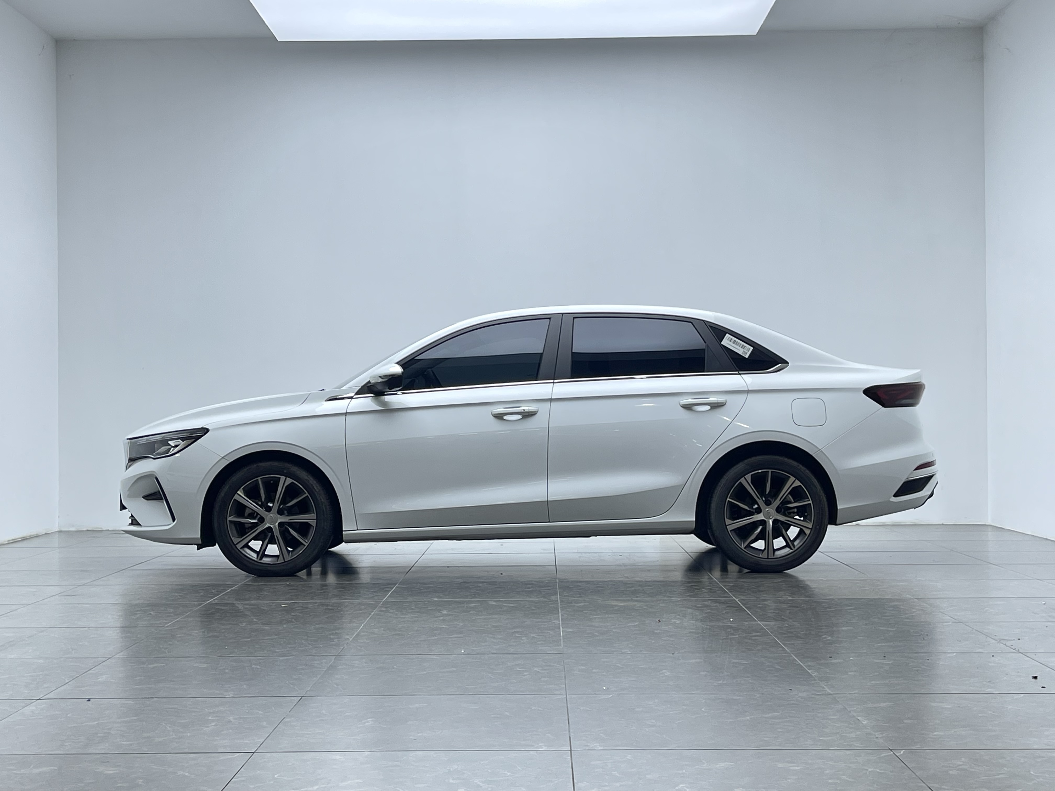 GEELY Emgrand 2024 #5 GEELY Emgrand 2024 car image #5