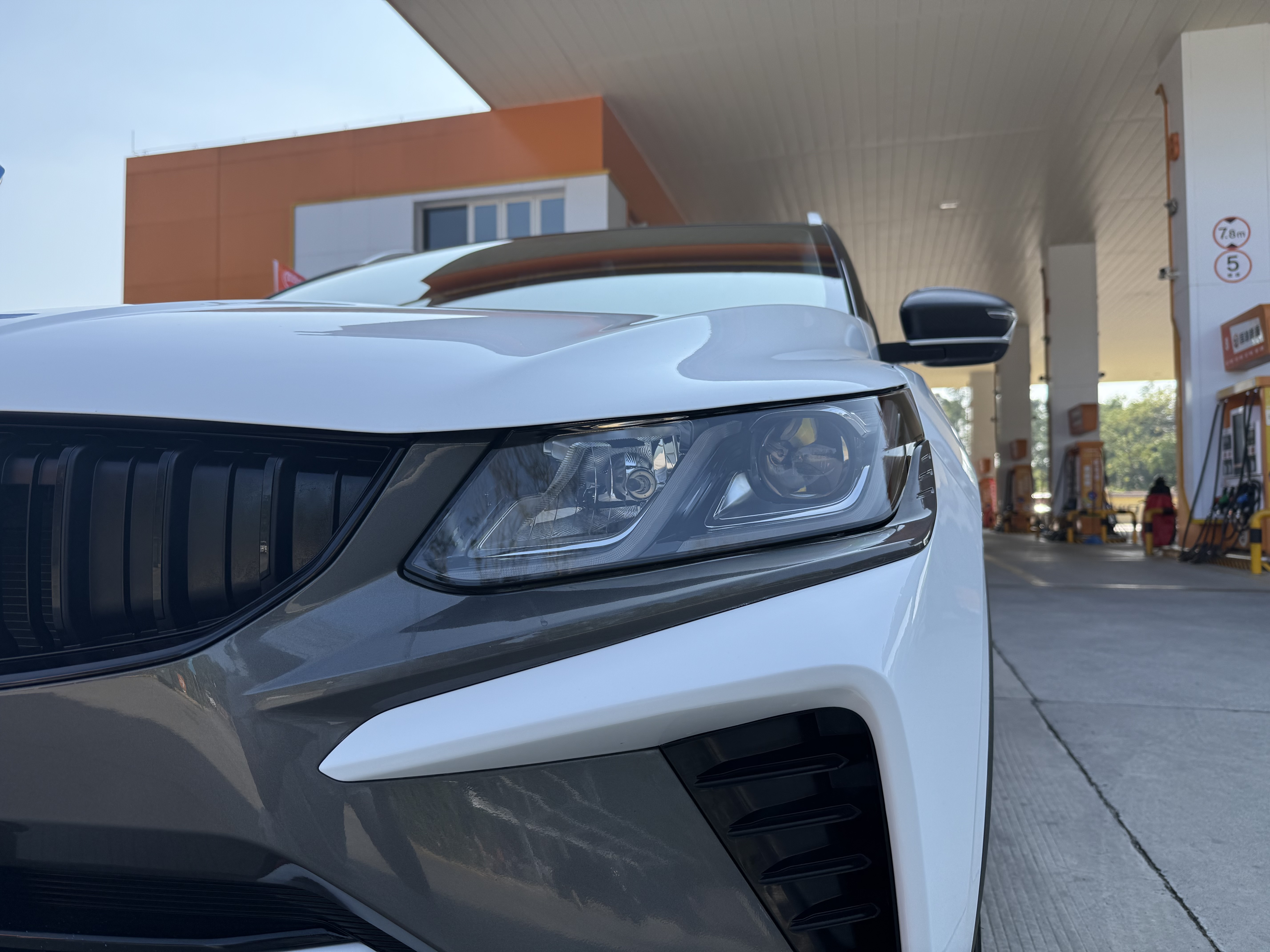 GEELY Coolray 2023 #5 GEELY Coolray 2023 car image #5