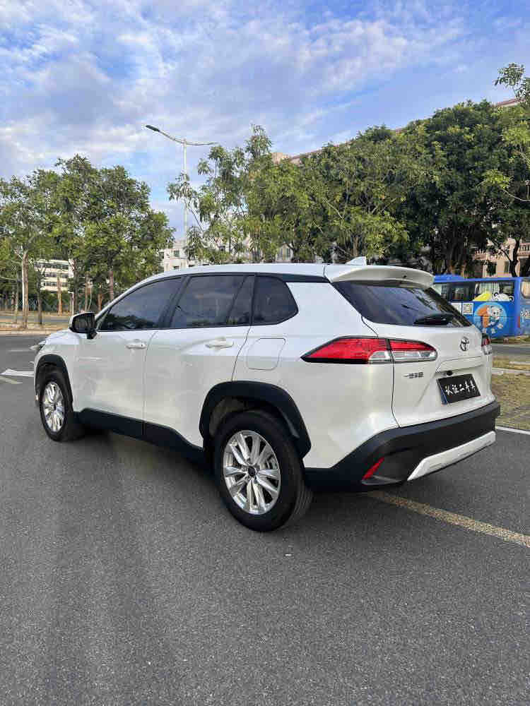 Toyota Corolla Cross 2023 immagine di auto #5