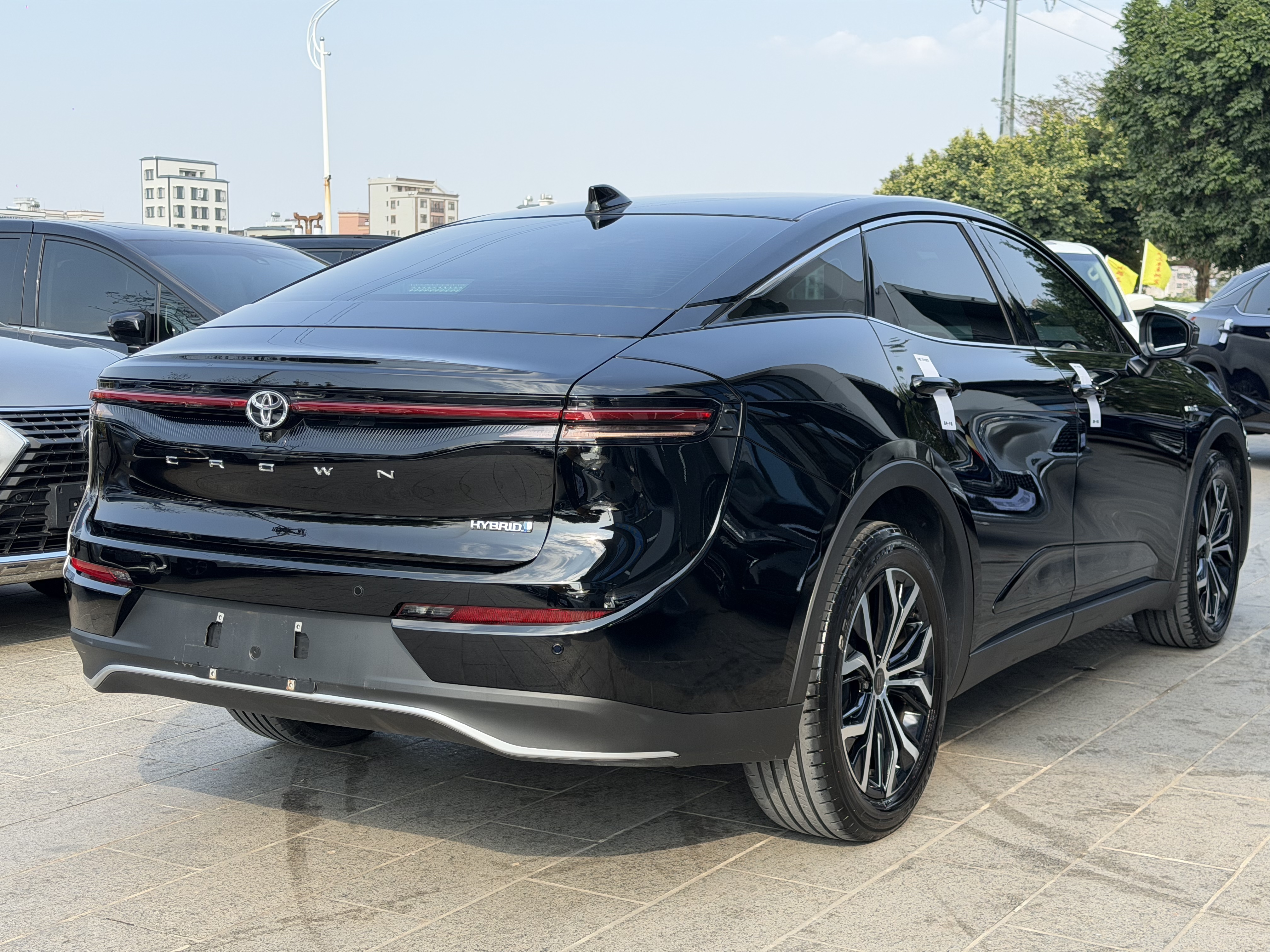 Toyota CrownSportCross 2024 image de voiture #5