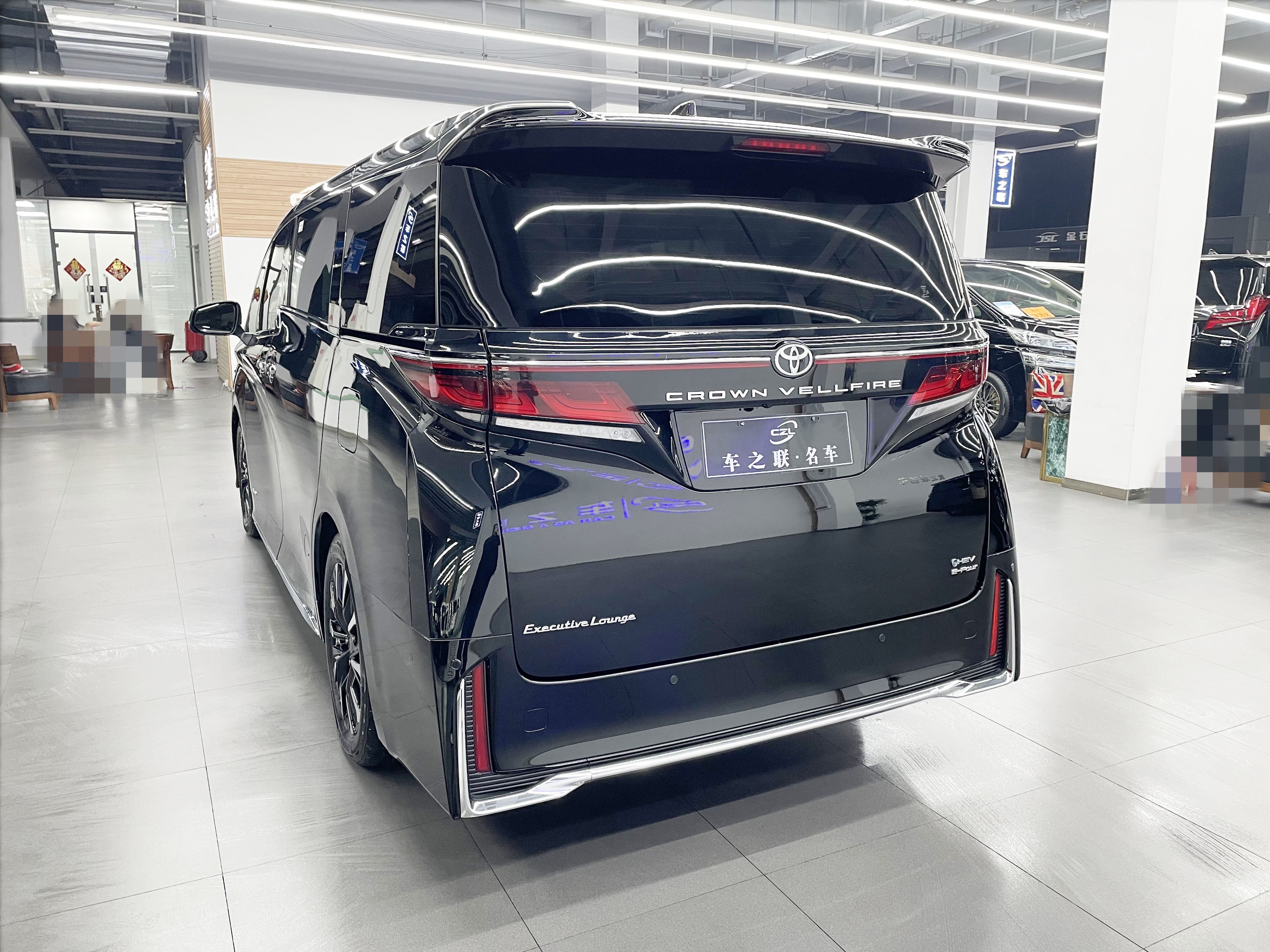 丰田 威尔法 2025 汽车图片 #5