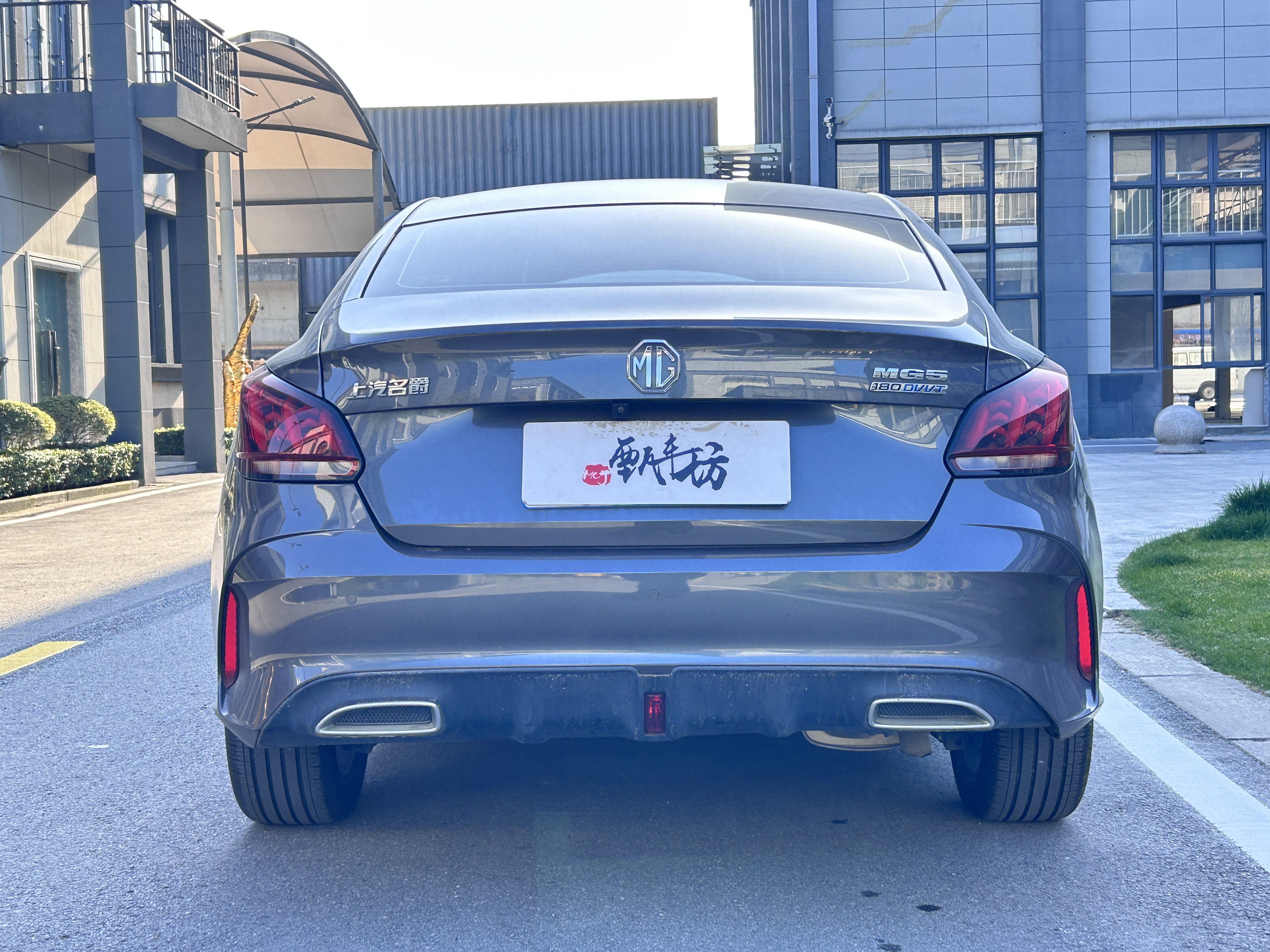 5 2024 car image #5