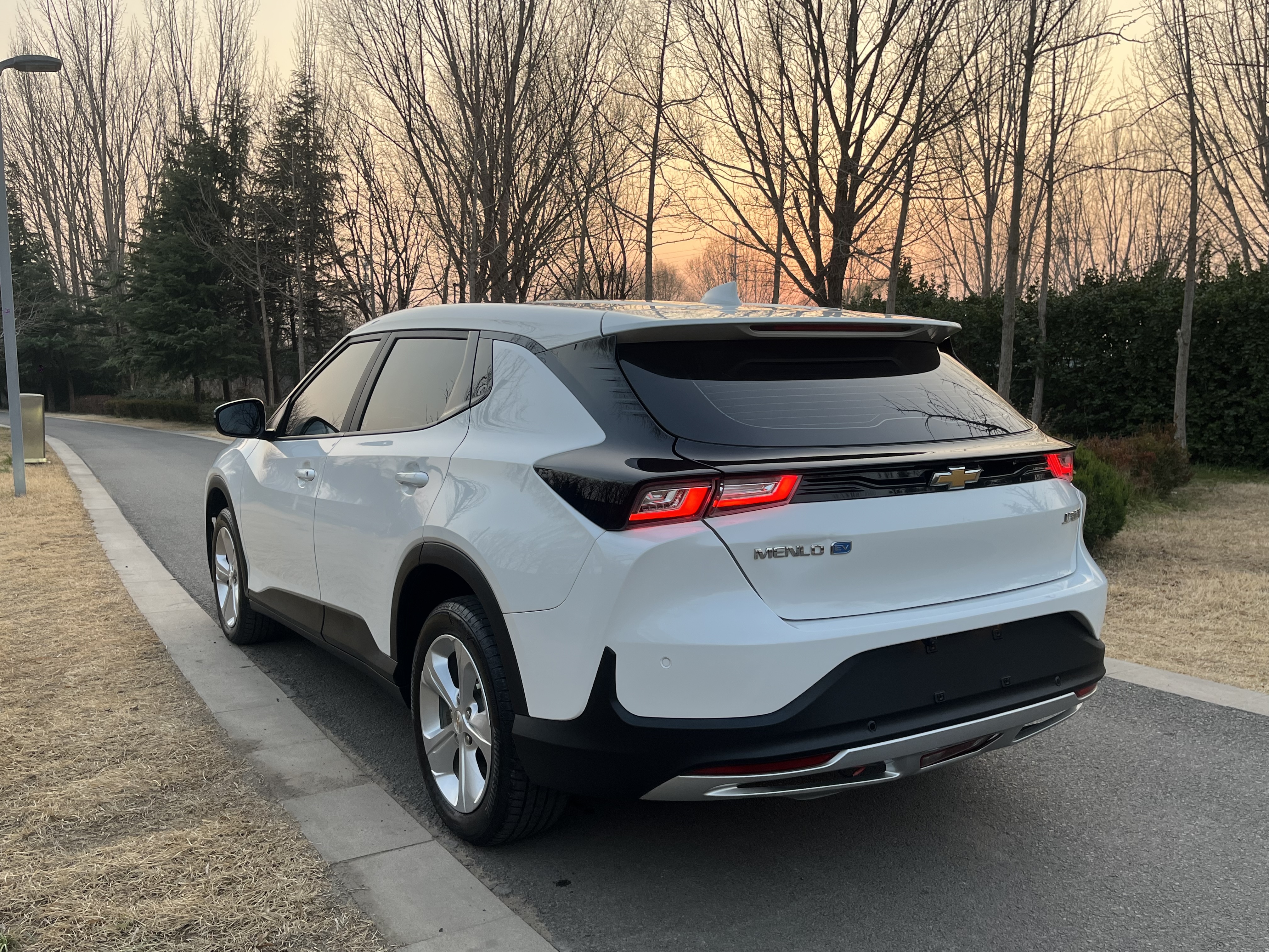 Chevrolet Charm 2023 car image #5