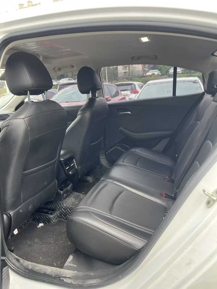 Roewe i5 2024 imagem de carro #5