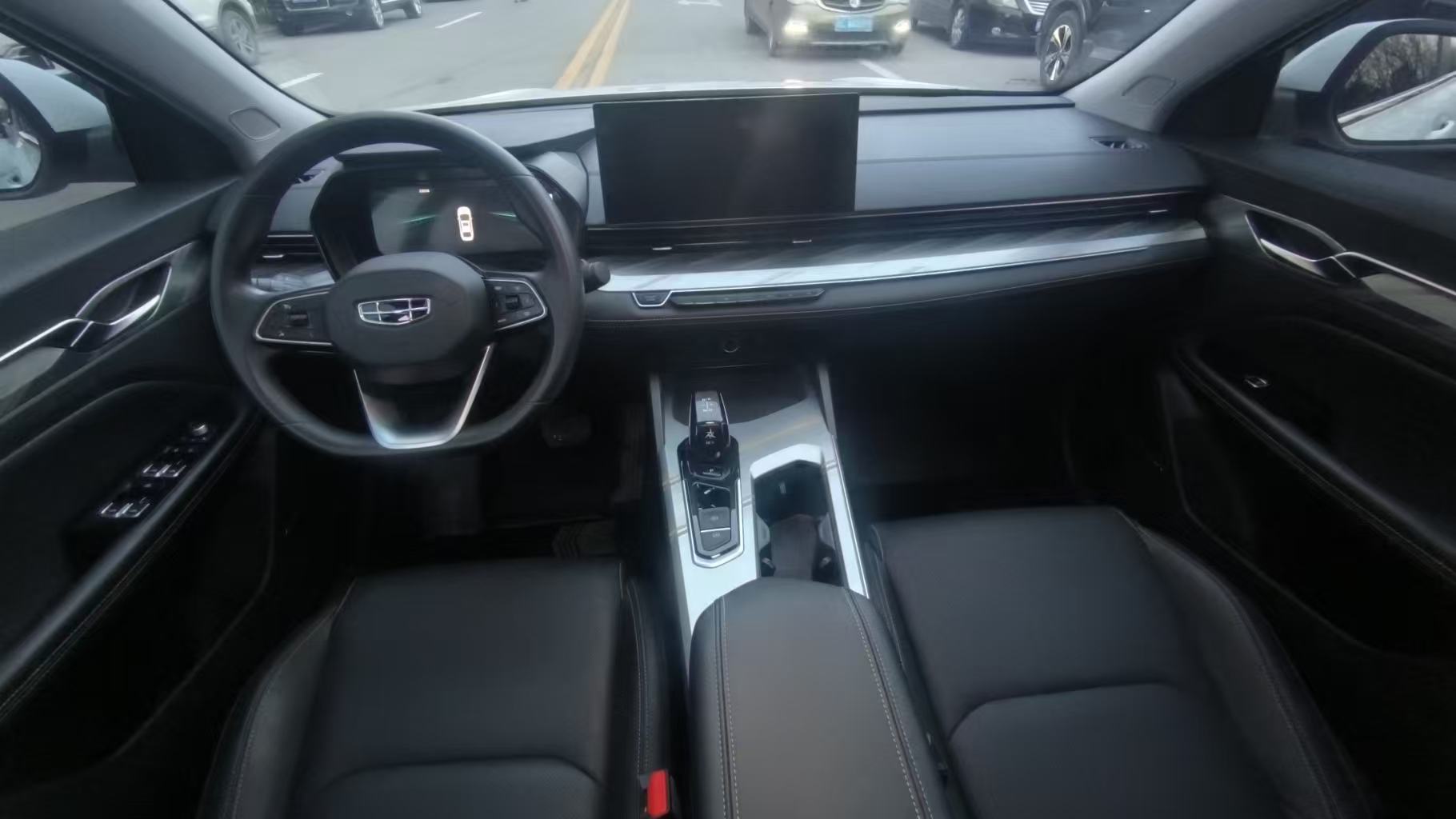 GEELY 2023 #5 GEELY 2023 car image #5