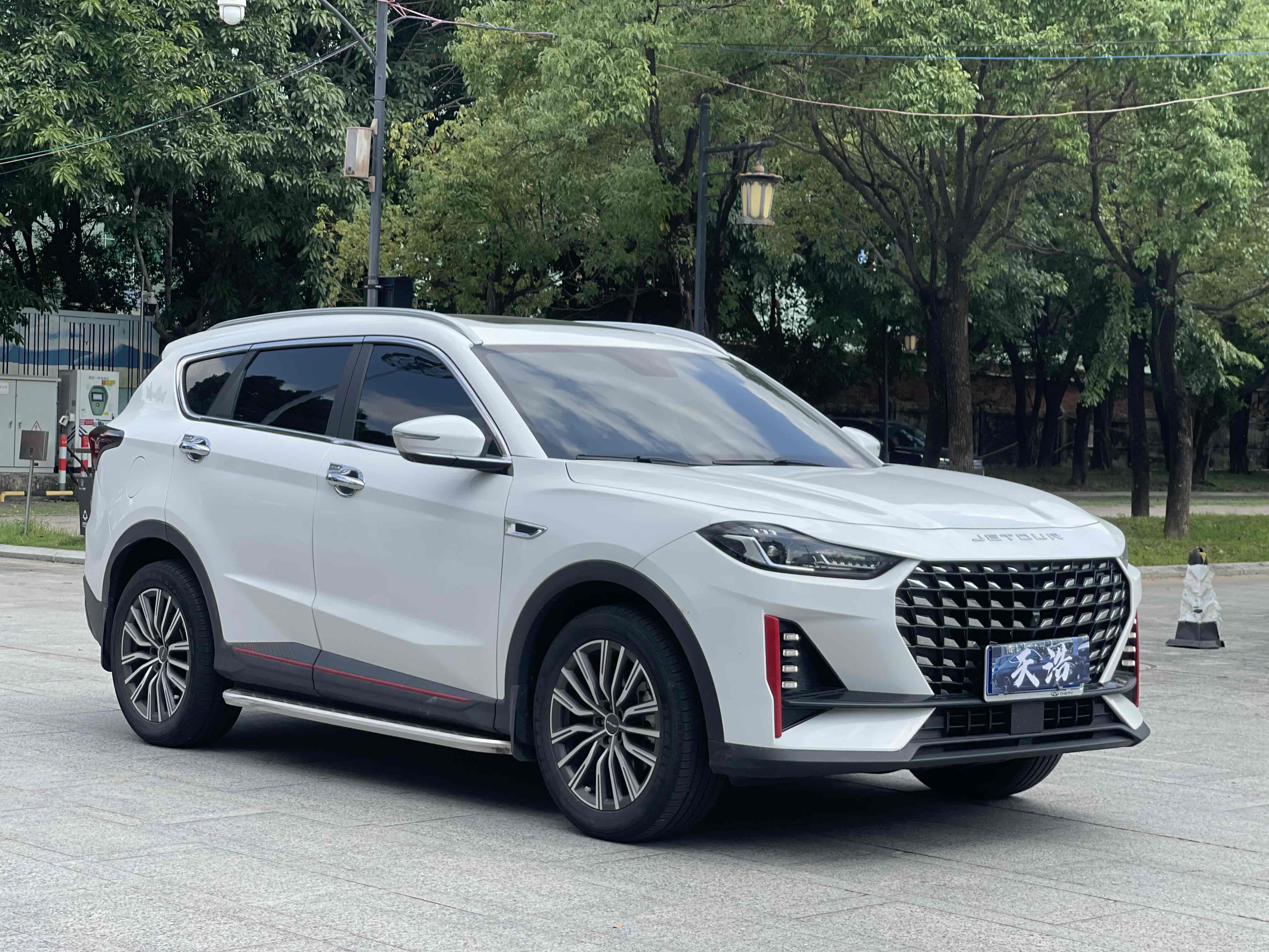 Jetour X70 PRO 2023 car image #5