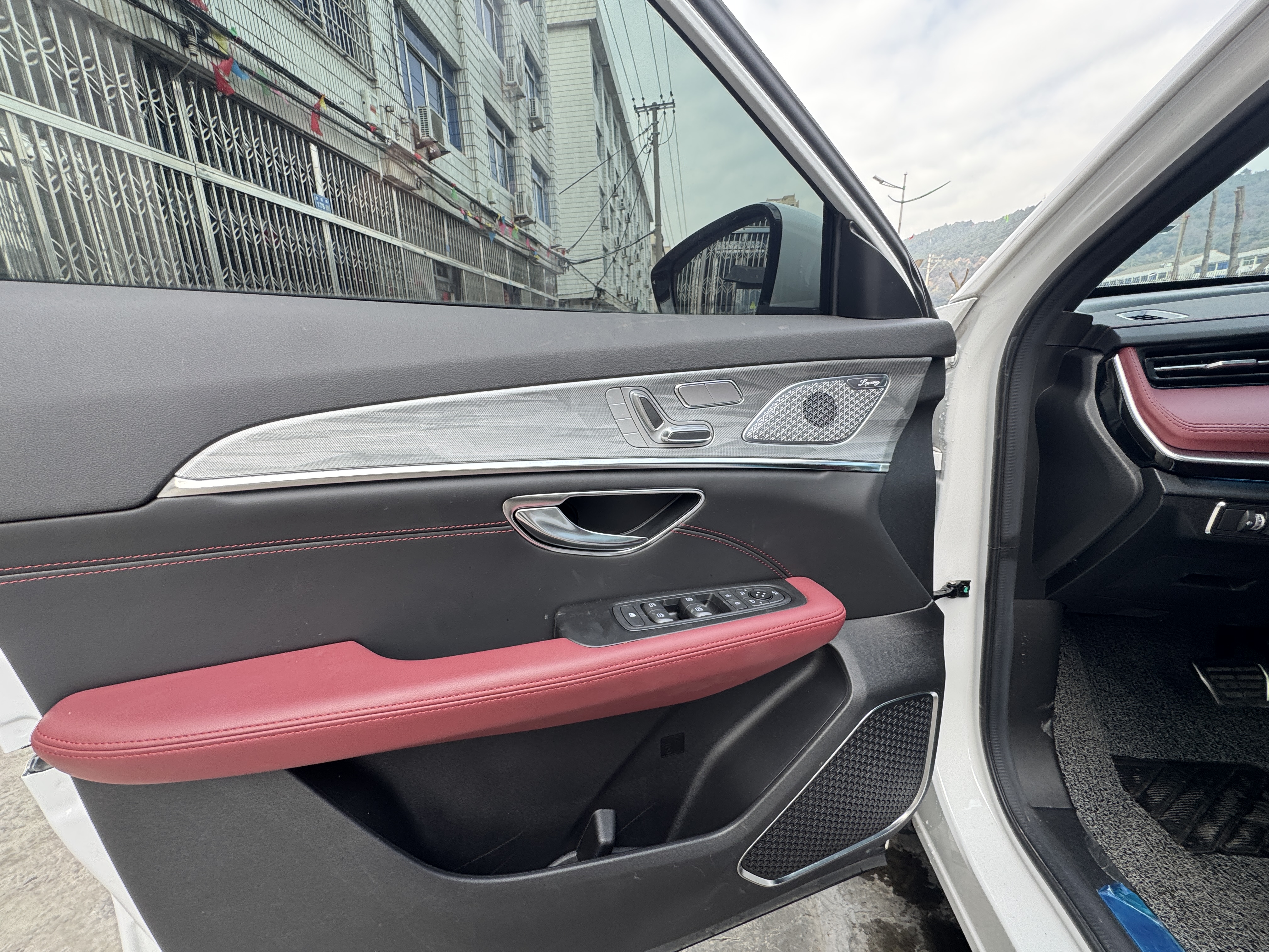 Jetour X70 PRO 2023 car image #5