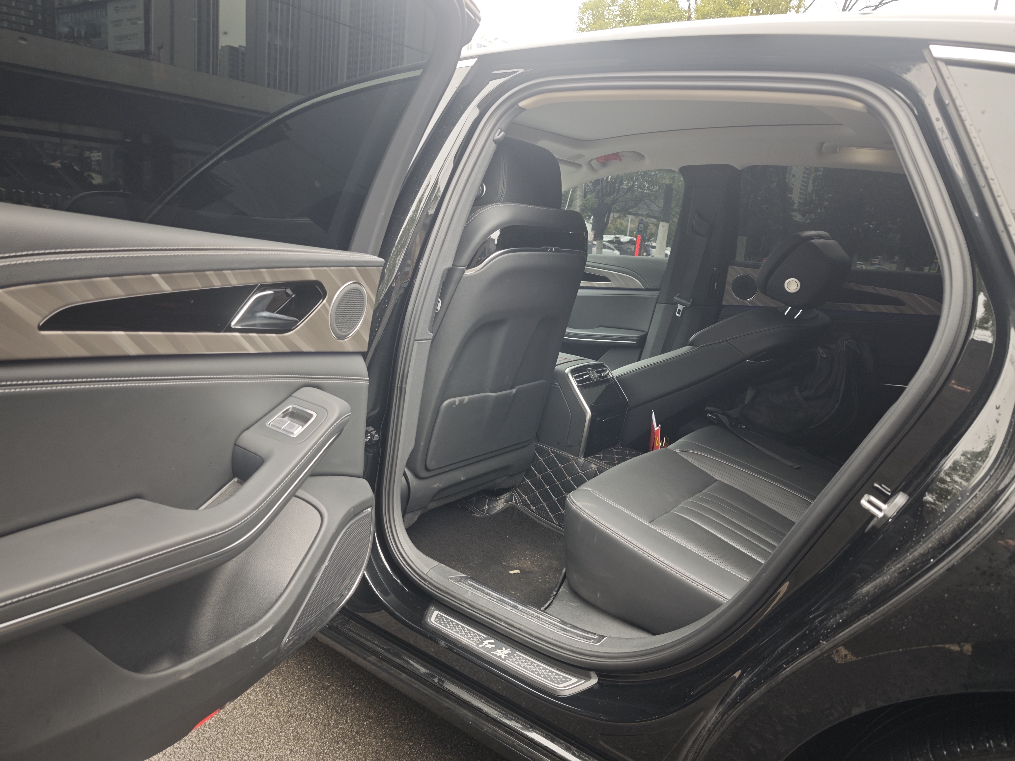 HongQi H9 2024 car image #5