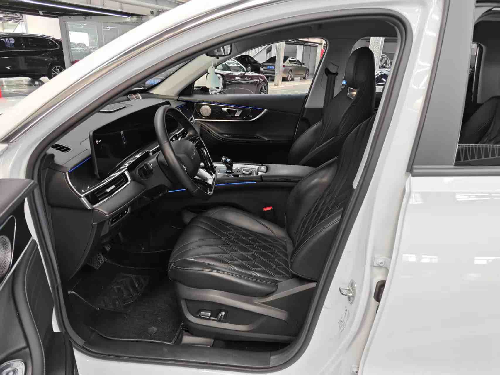 Chery Tiggo 7 Plus New Energy 2023 immagine di auto #5