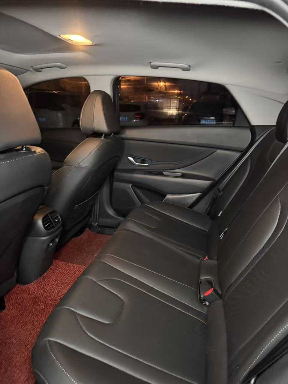 Hyundai Elantra 2023 صورة سيارة #5