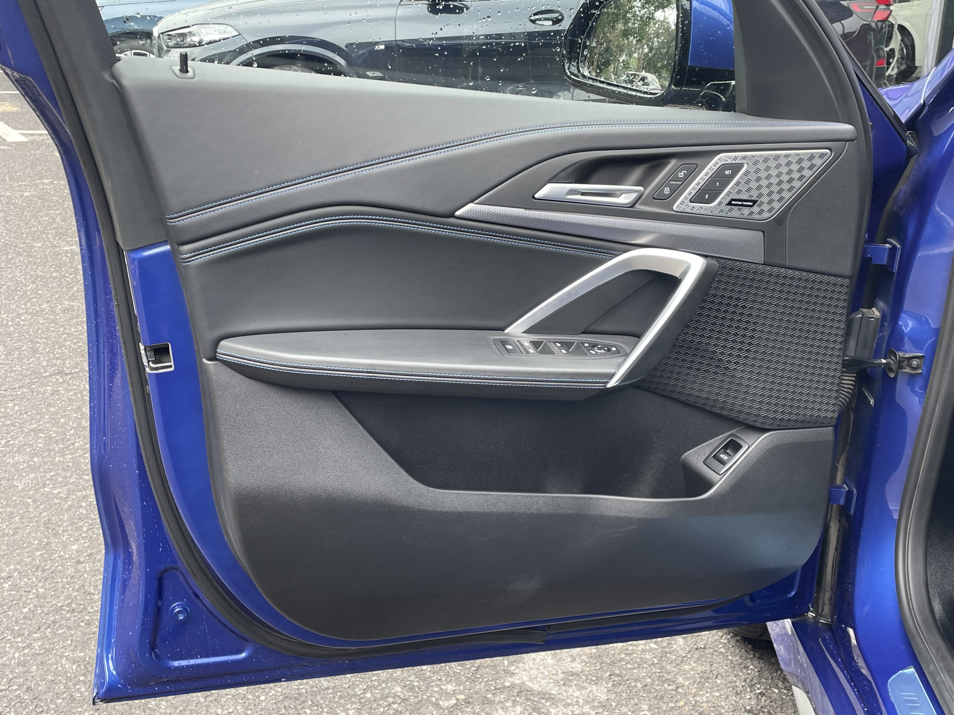 BMW iX1 2023 #5 BMW iX1 2023 immagine di auto #5