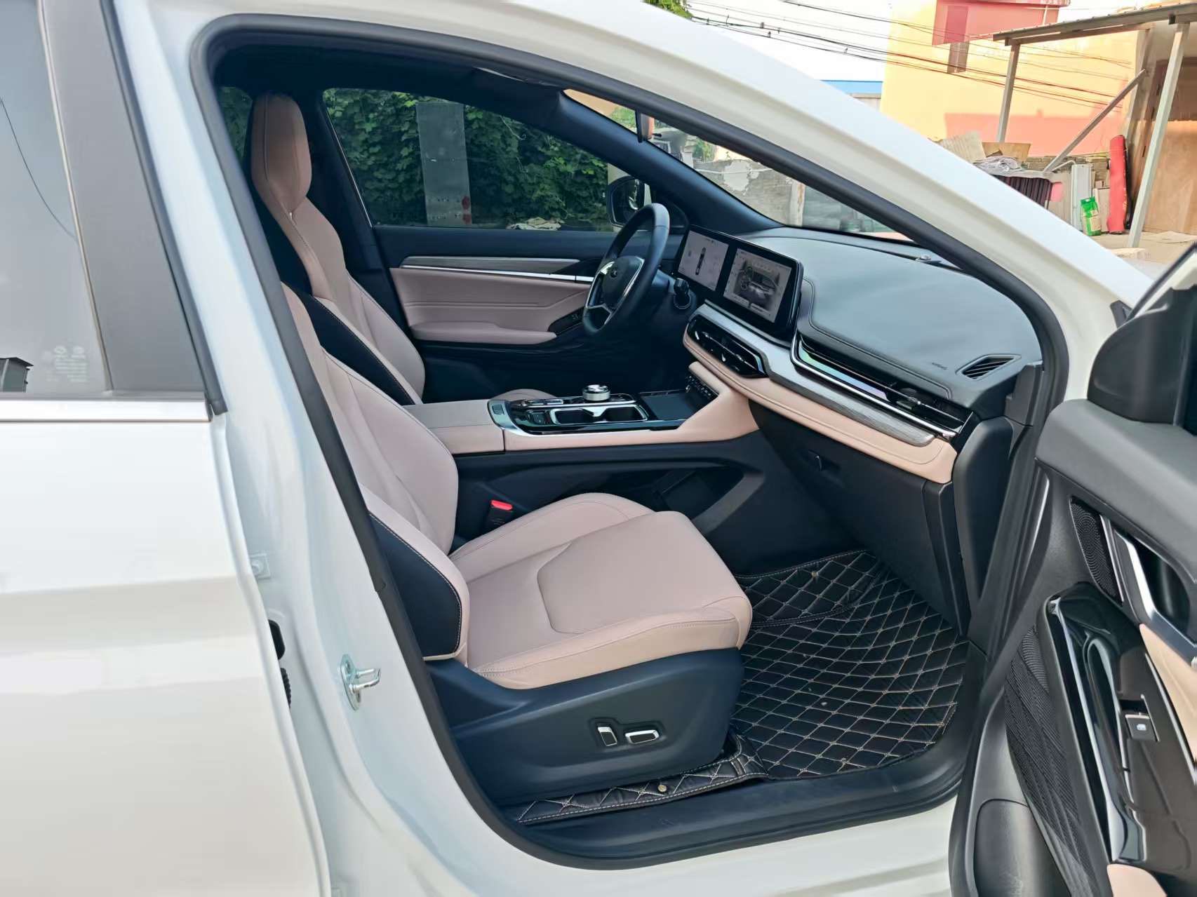 JAC QX PHEV 2023 car image #5