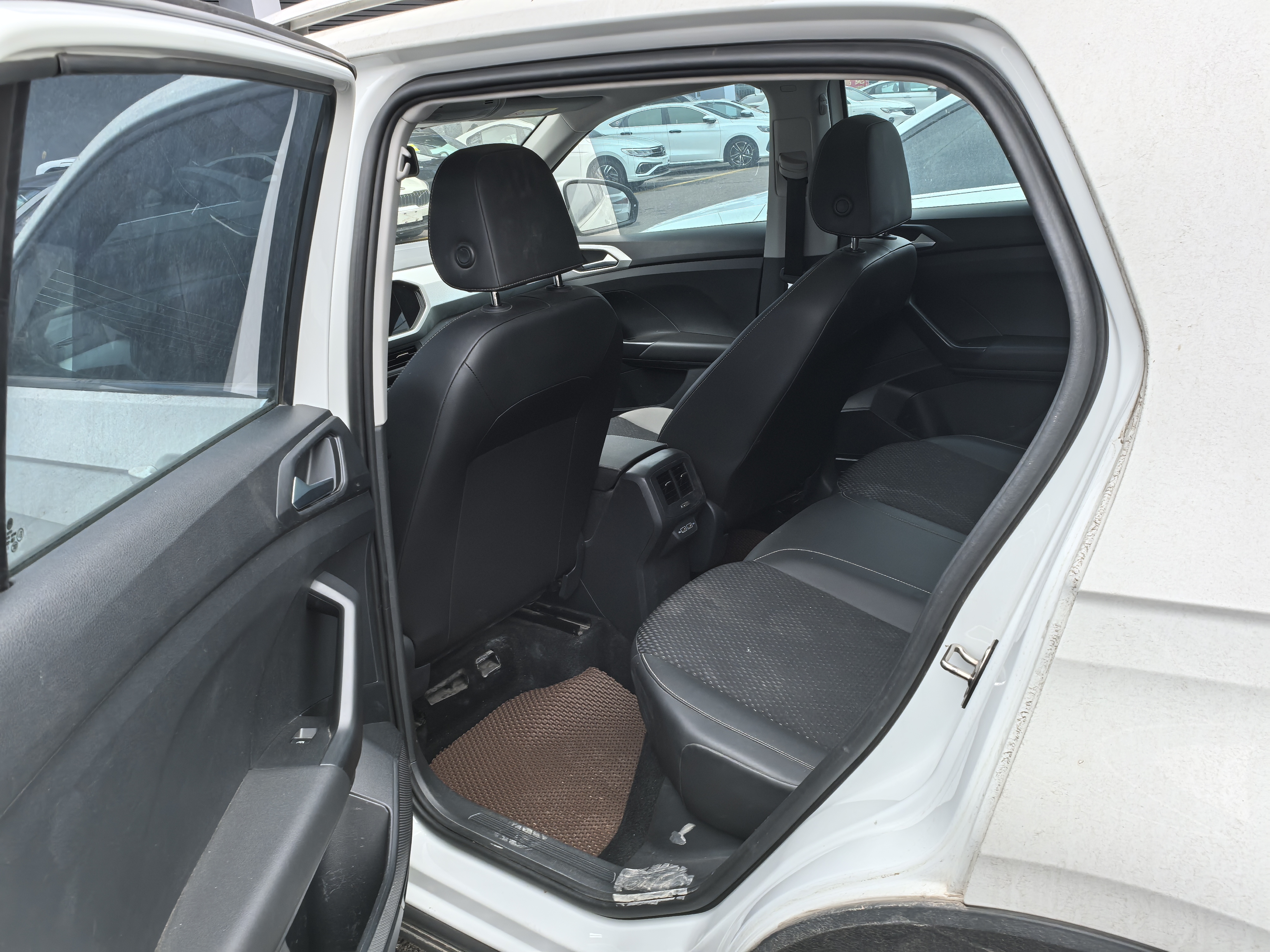 Volkswagen Tacqua 2024 #5 Volkswagen Tacqua 2024 car image #5