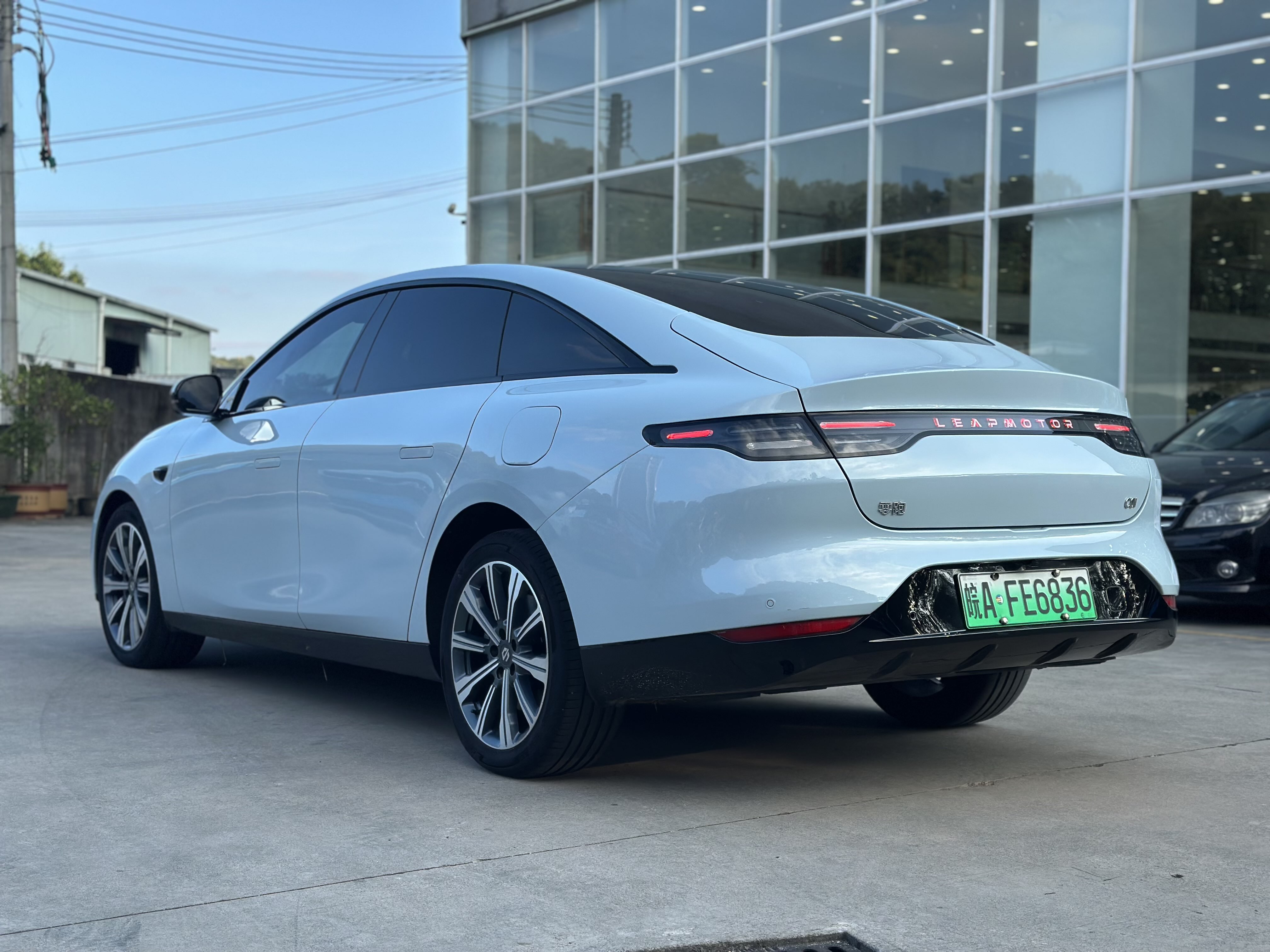 零跑汽车 零跑C01 2023 汽车图片 #5